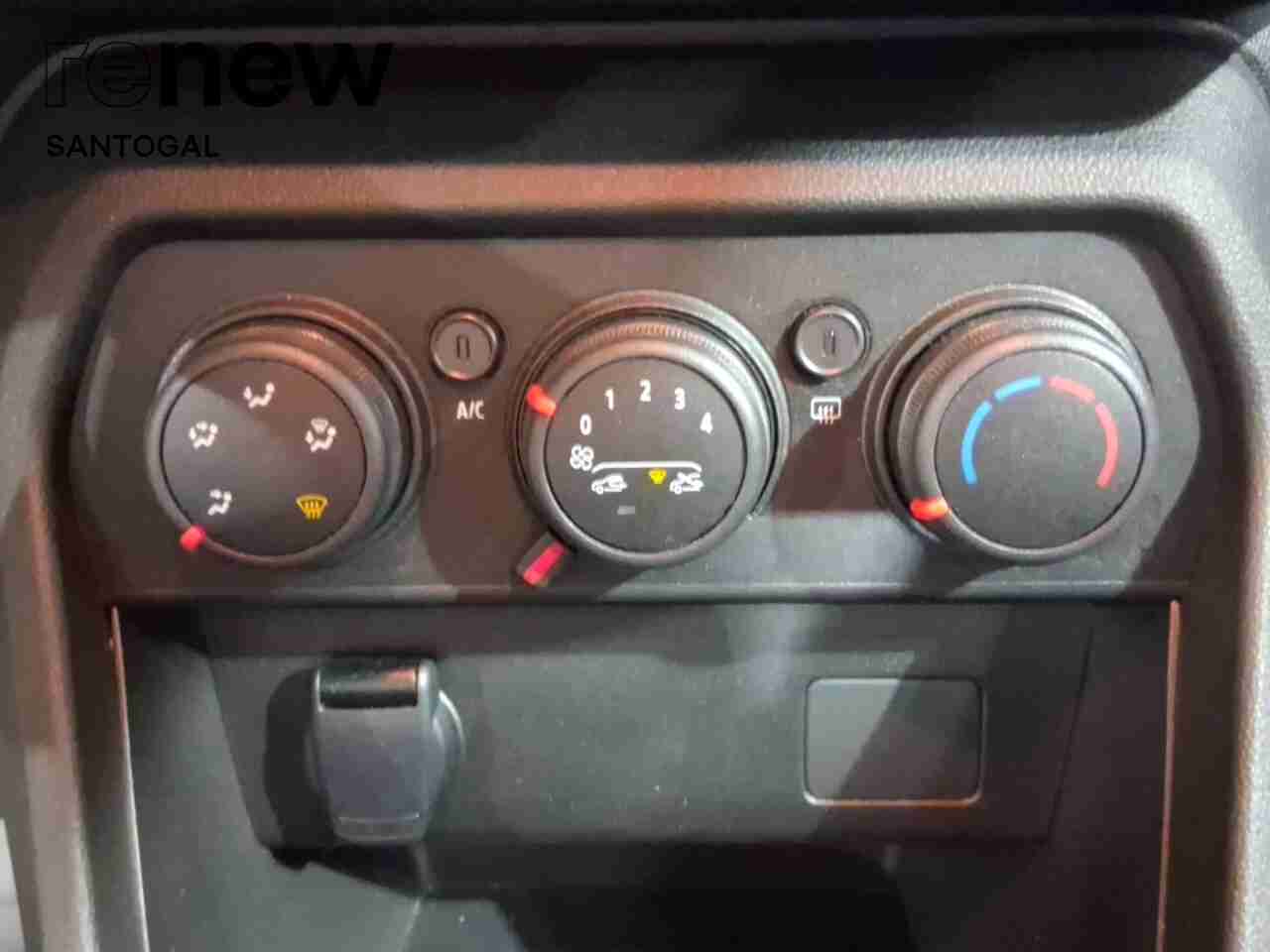 Dacia Sandero Sandero 1.0 SCe Essential — fotografia 15