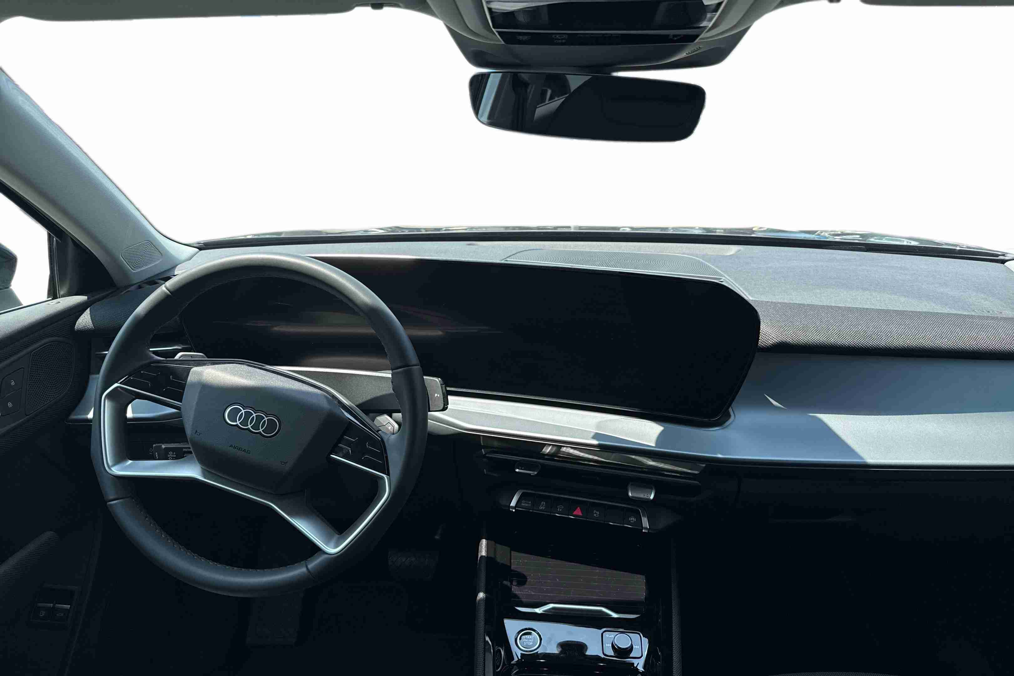 Audi Q3 Q3 e-hybrid S tronic — fotografia 9