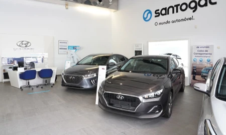Santogal Hyundai Cascais Stand 2
