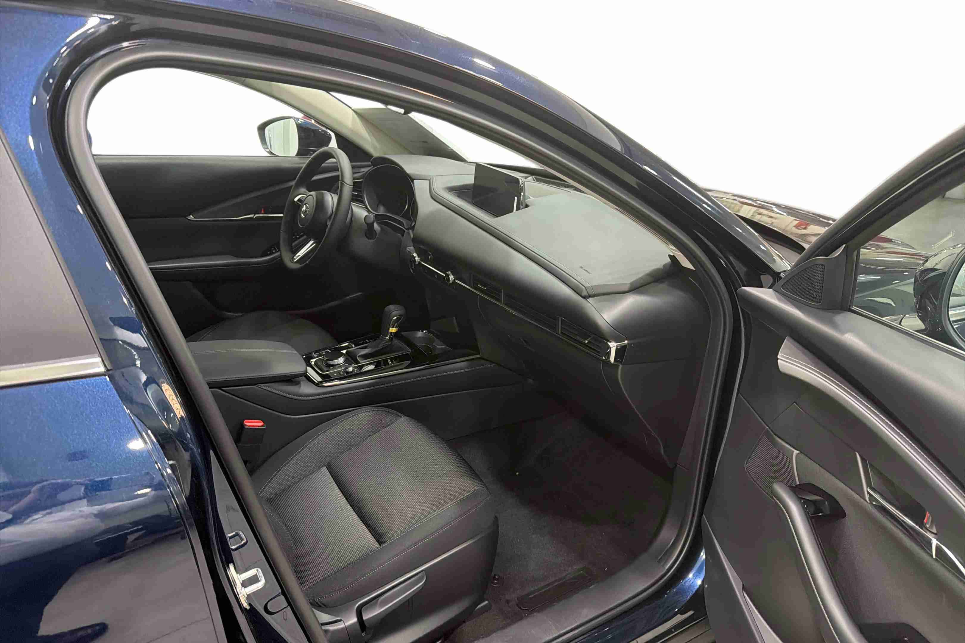 Mazda CX-30 CX-30 2.0 e-Skyactiv-X Centre-line — fotografia 8