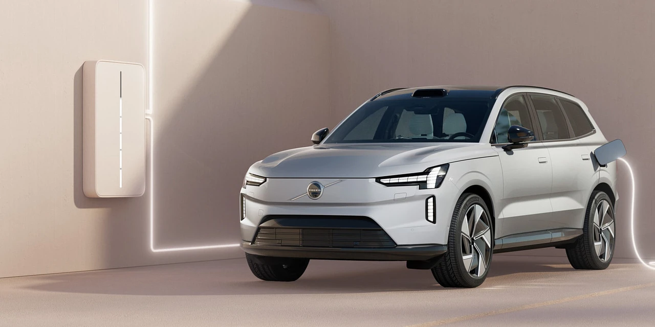 VOLVO EX90 Slider Grande 1