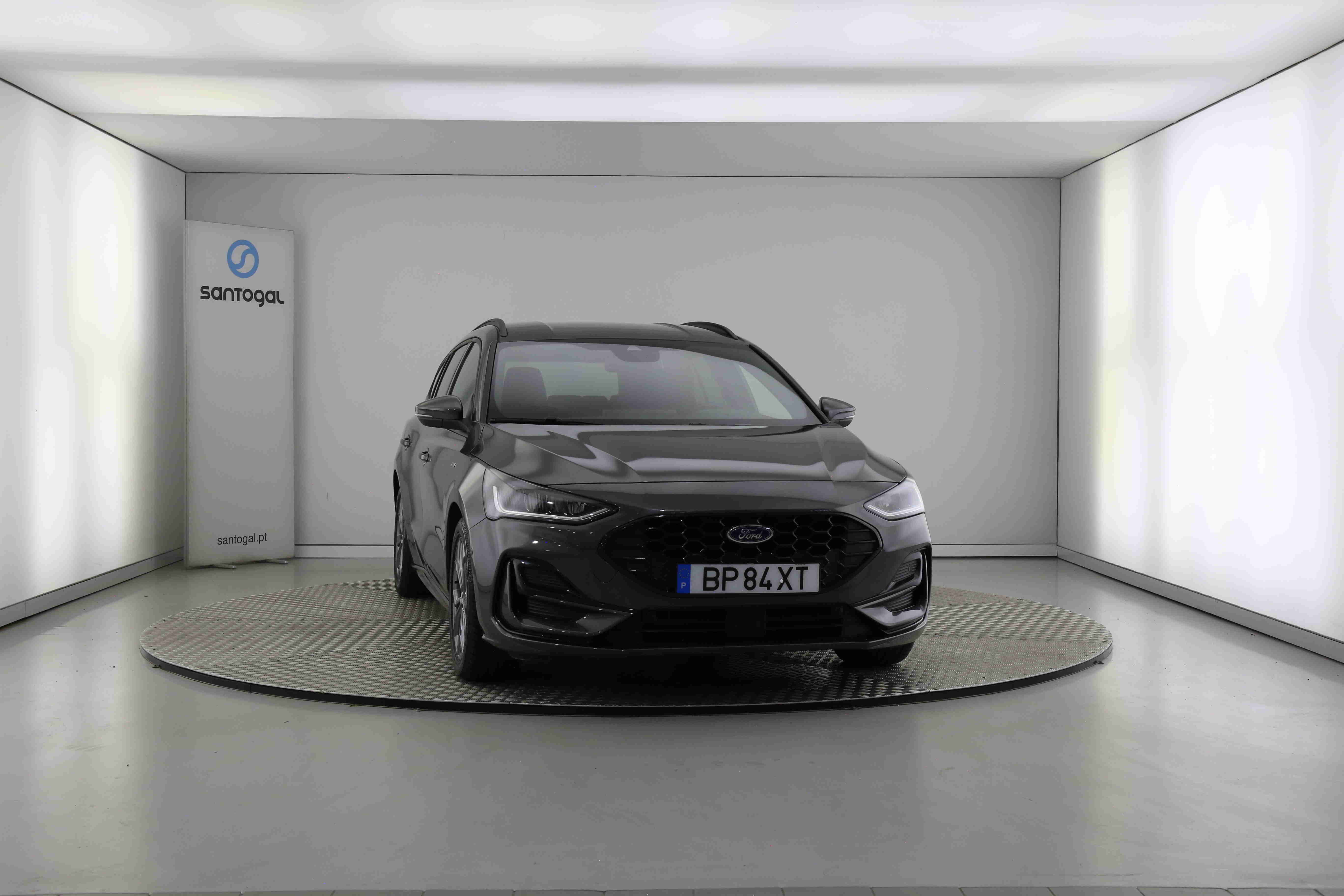 Ford Focus Focus SW 1.0 EcoBoost MHEV ST-Line X Aut. — fotografia 6