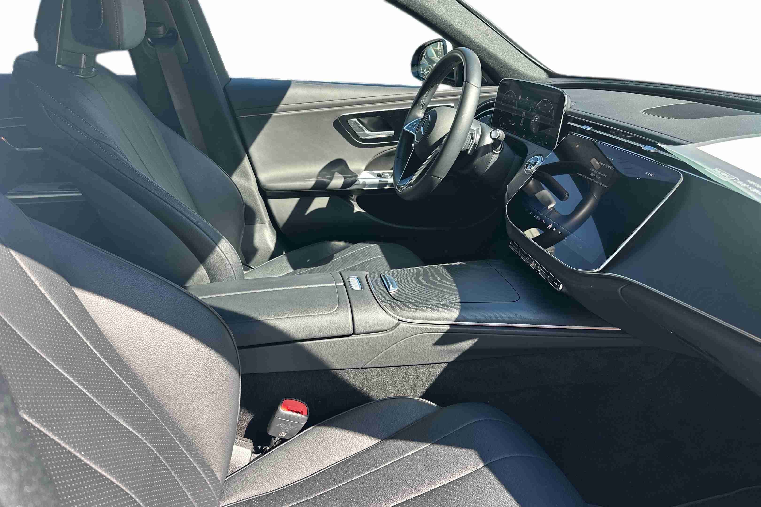 Mercedes-Benz Classe E E 220 d — fotografia 8