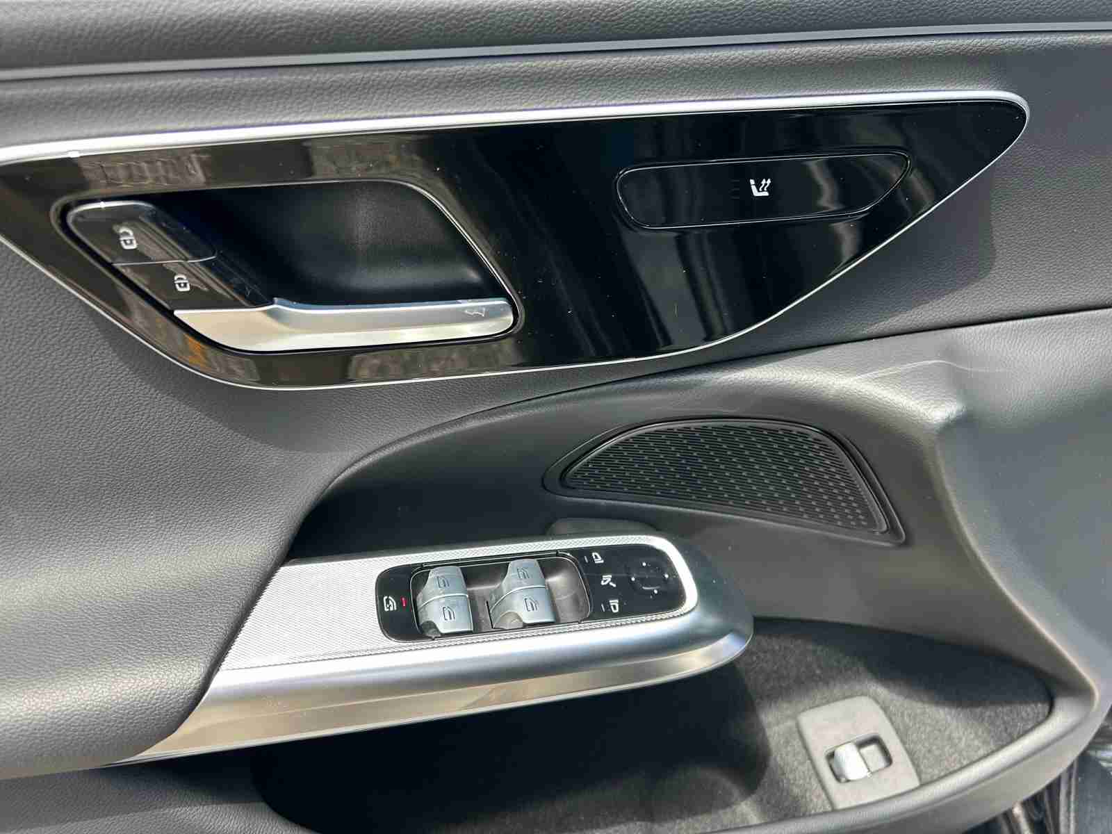 Mercedes-Benz Classe E E 220 d — fotografia 7