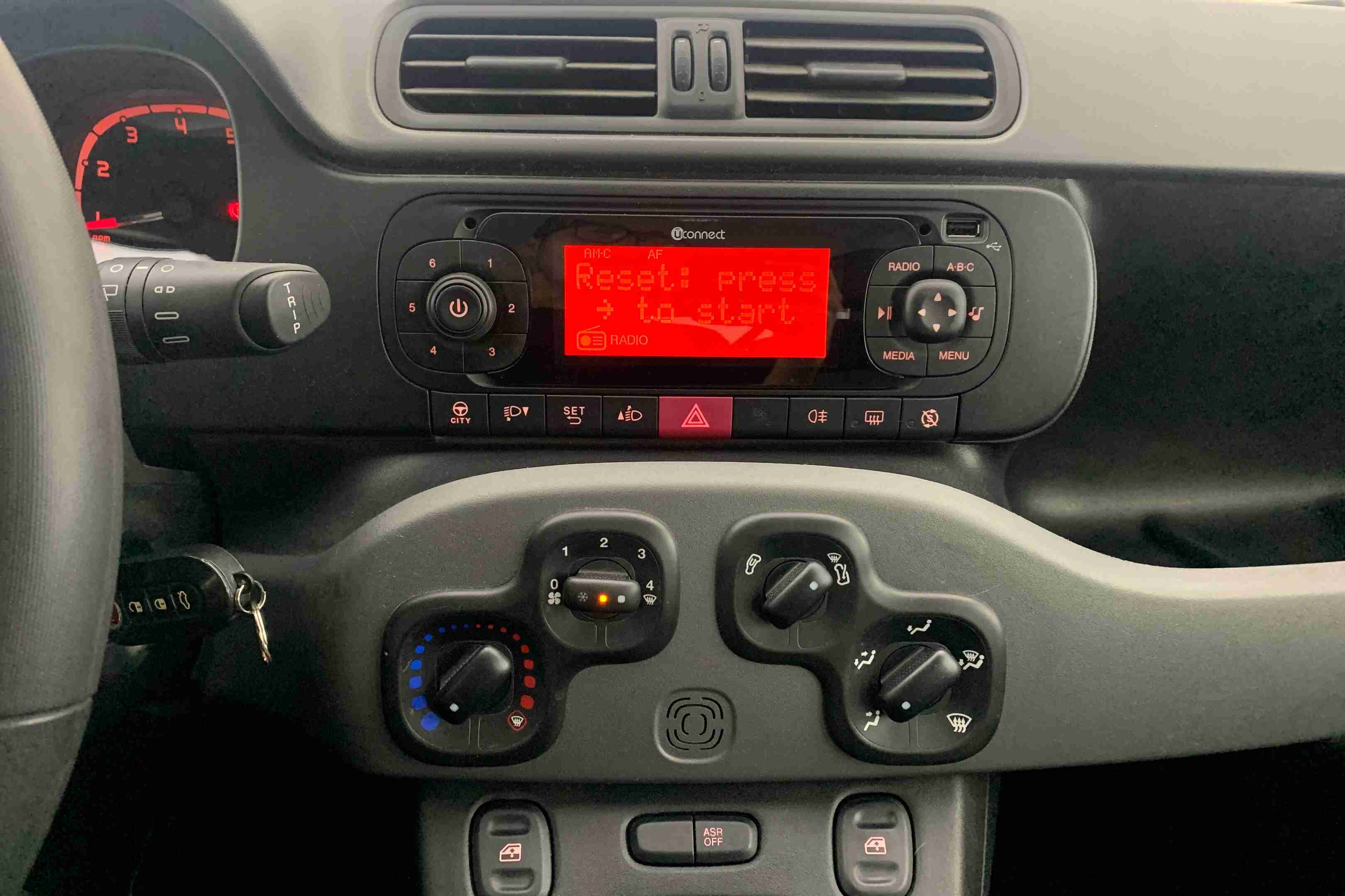 Fiat Panda Panda 1.2 Lounge S S — fotografia 10