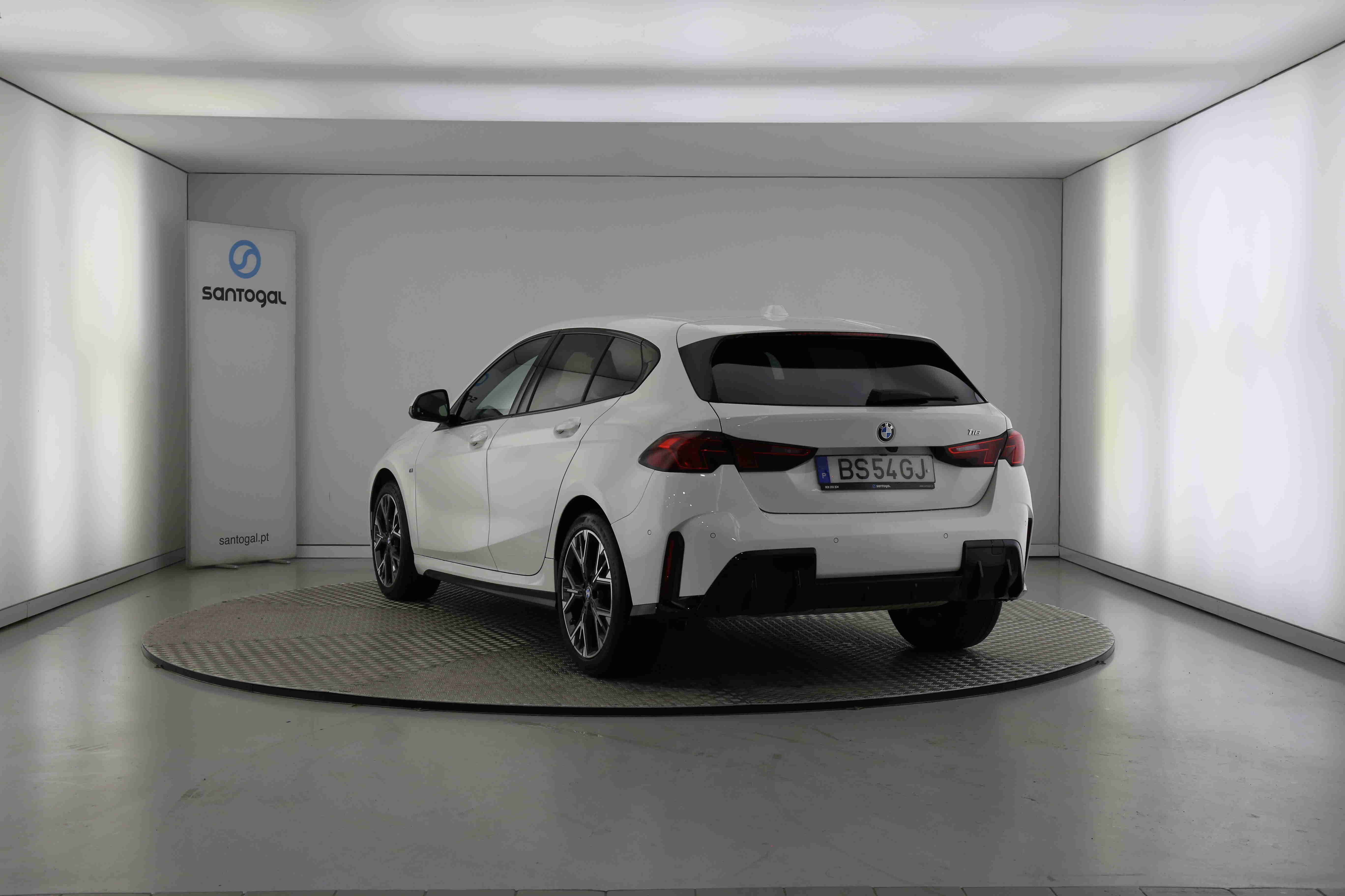 3080948_4