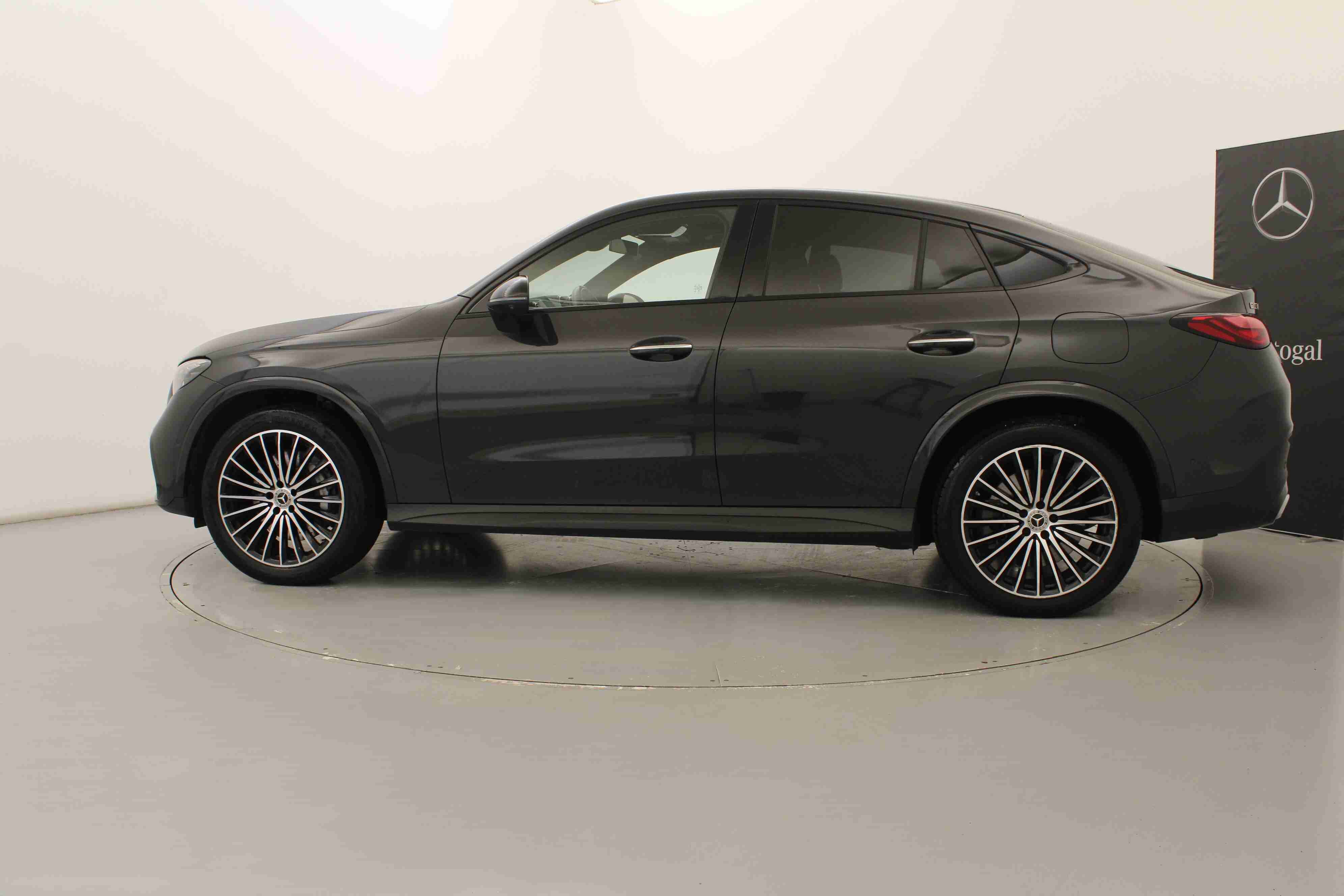 Mercedes-Benz Classe GLC GLC 300 e 4Matic — fotografia 11
