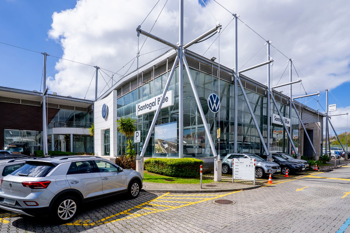 Santogal Volkswagen Alfragide Stand 1 (1)