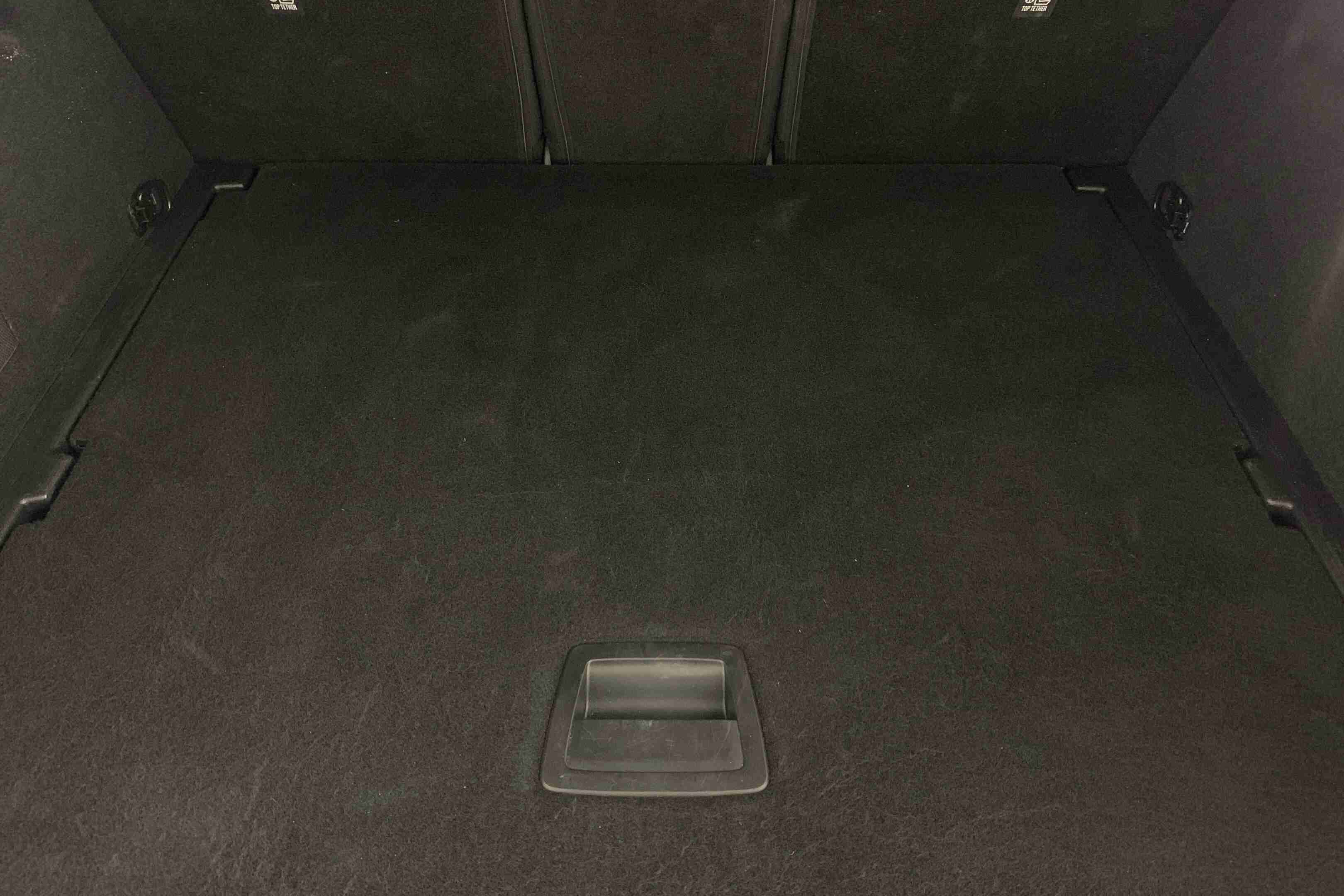 Peugeot 3008 3008 1.2 Hybrid Allure e-DCS6 — fotografia 15