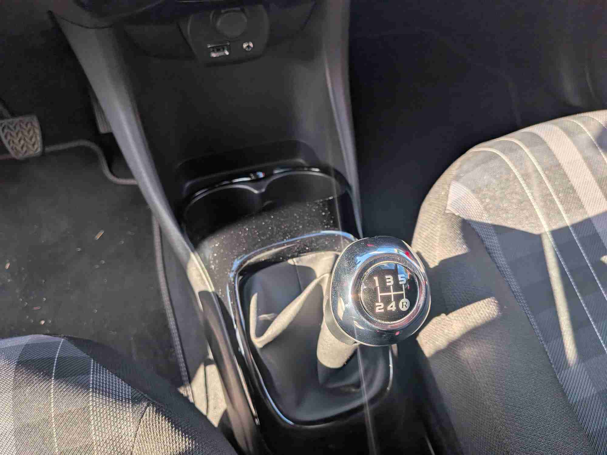 Peugeot 108 108 1.0 VTi Style — fotografia 11
