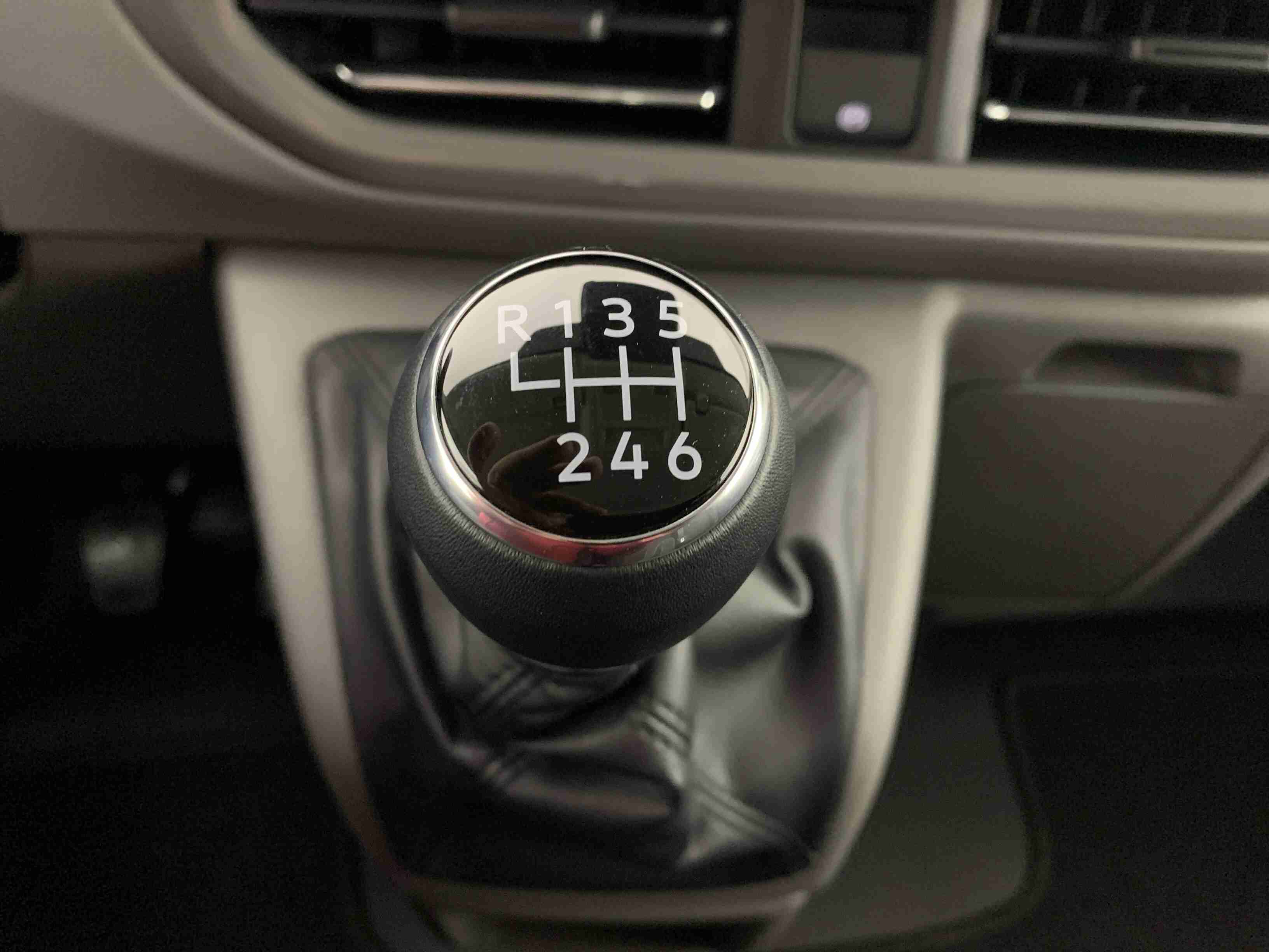 3042778_4