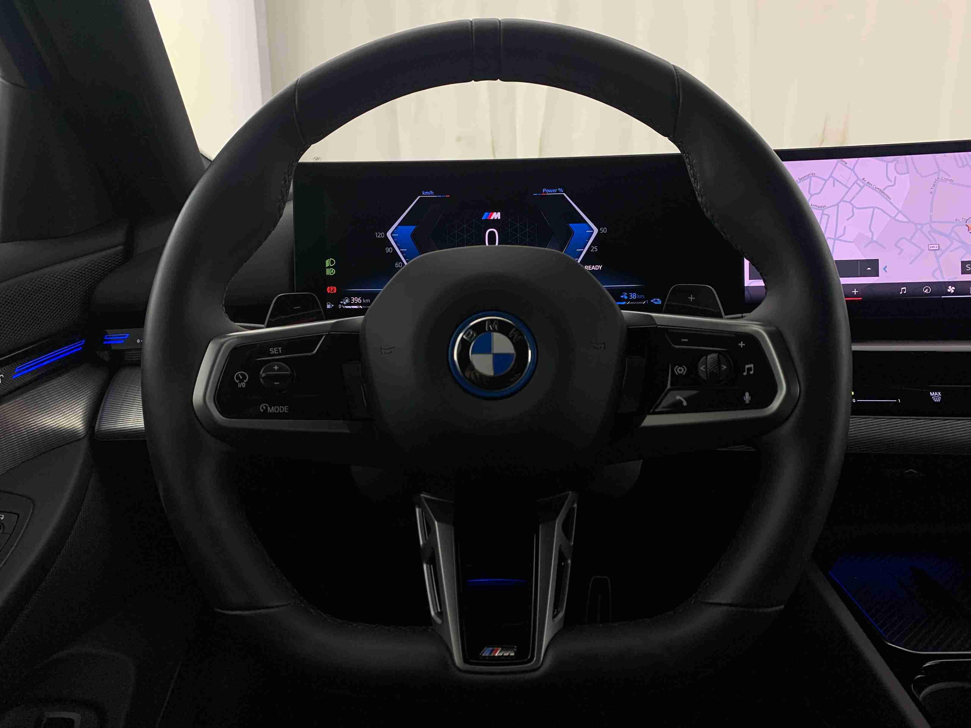 BMW Série 5 530 e Pack Desportivo M — fotografia 8