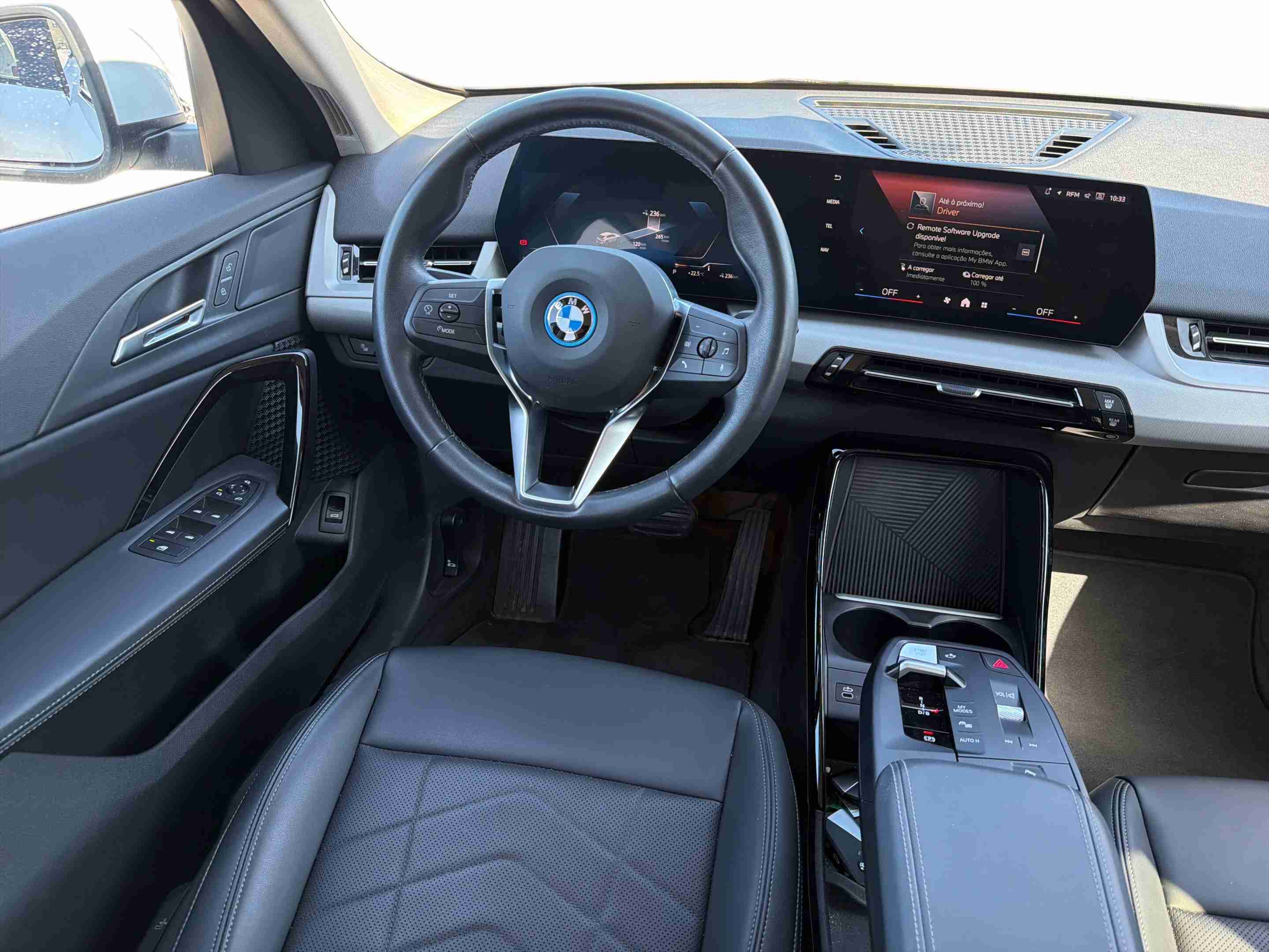 BMW iX2 iX2 eDrive20 — fotografia 7