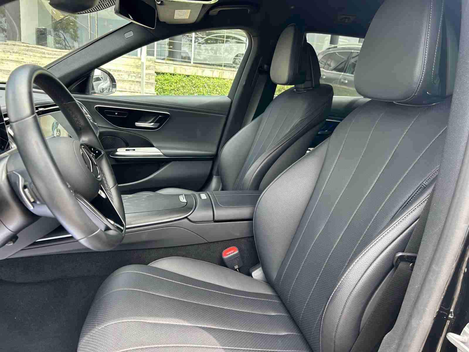 Mercedes-Benz Classe E E 220 d — fotografia 9