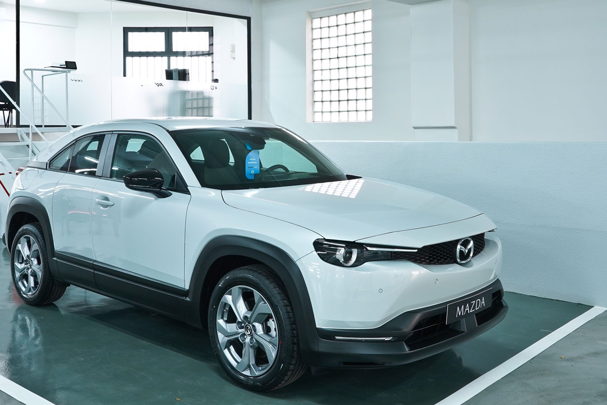 Santogal Mazda Lisboa Stand 2