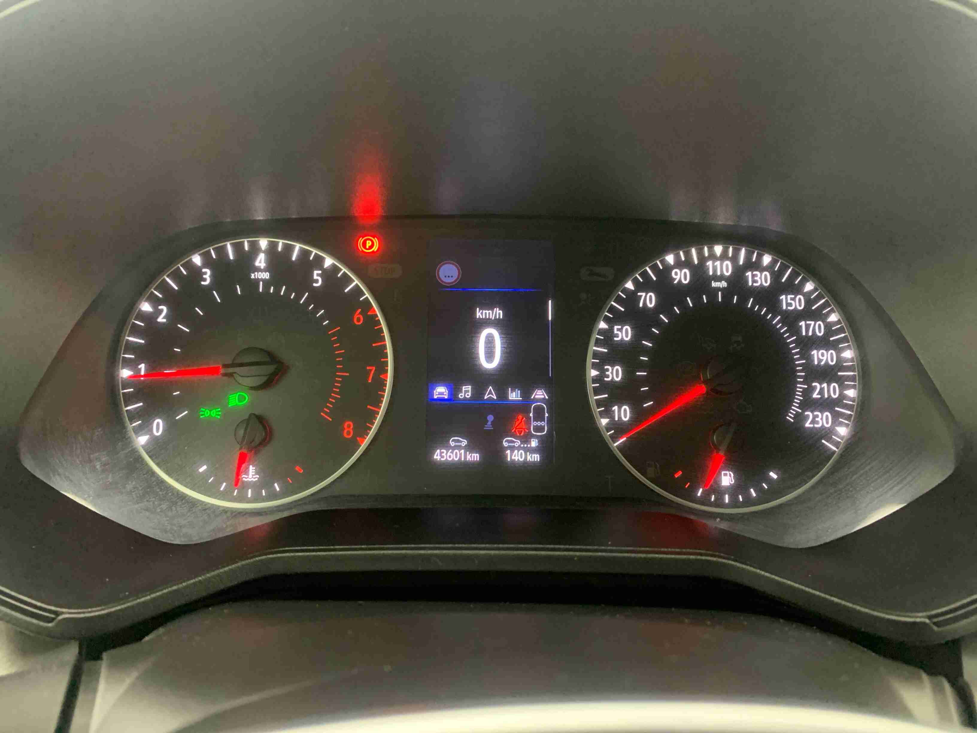 Renault Clio Clio 1.0 TCe Evolution — fotografia 7