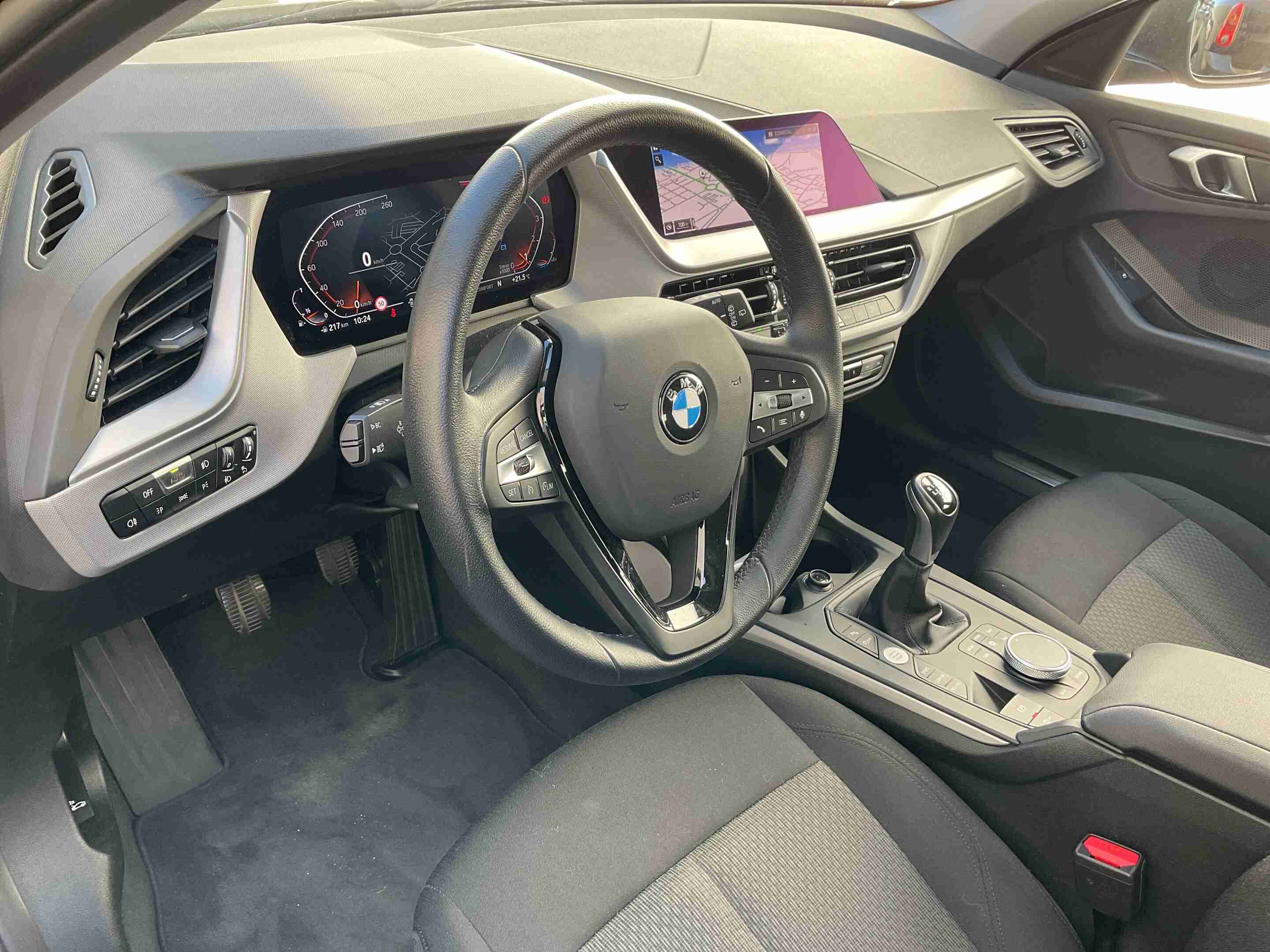 BMW Série 1 116 i Advantage — fotografia 19