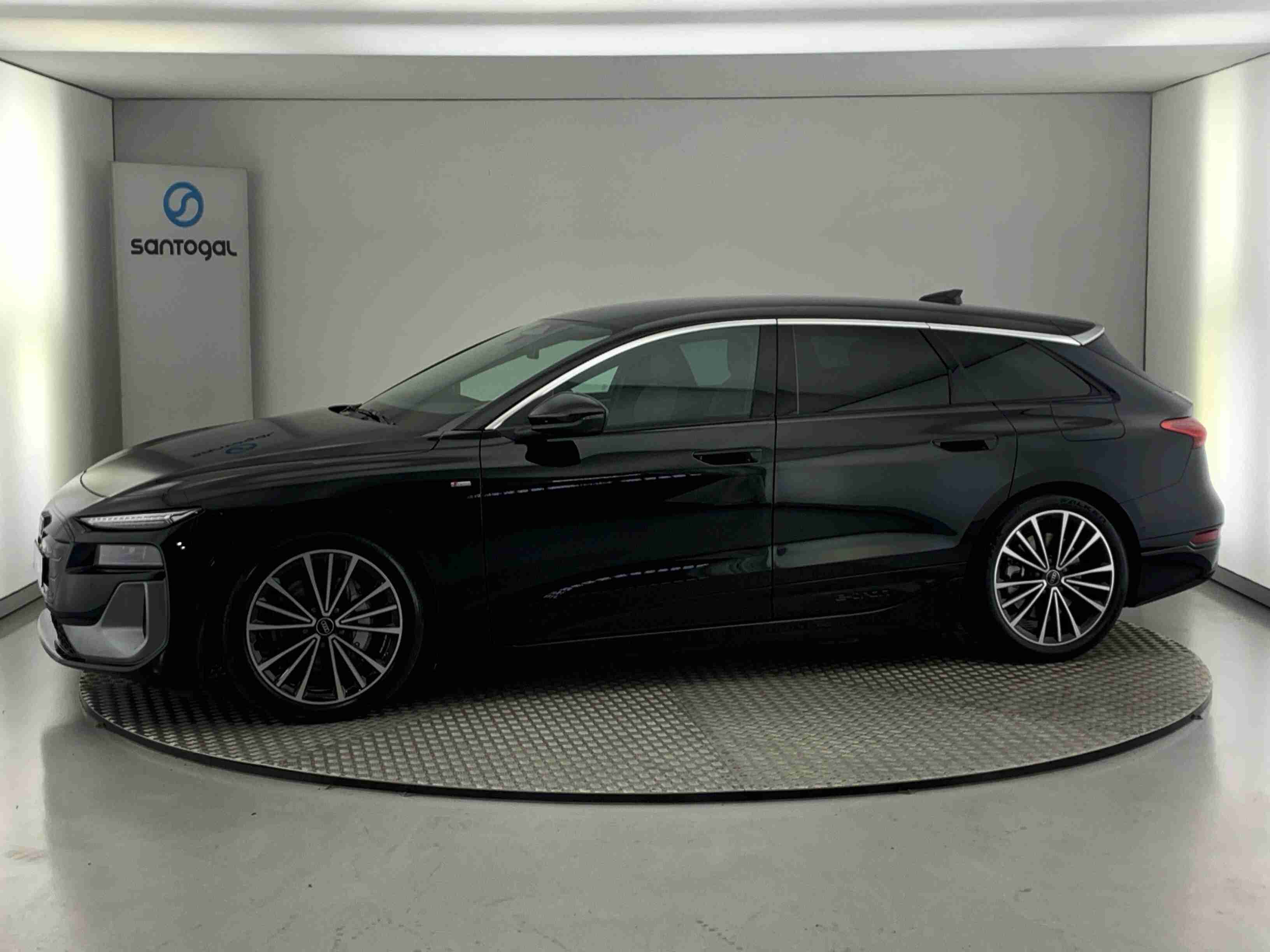 Audi A6 A6 Avant e-tron 100 kWh Performance — fotografia 12