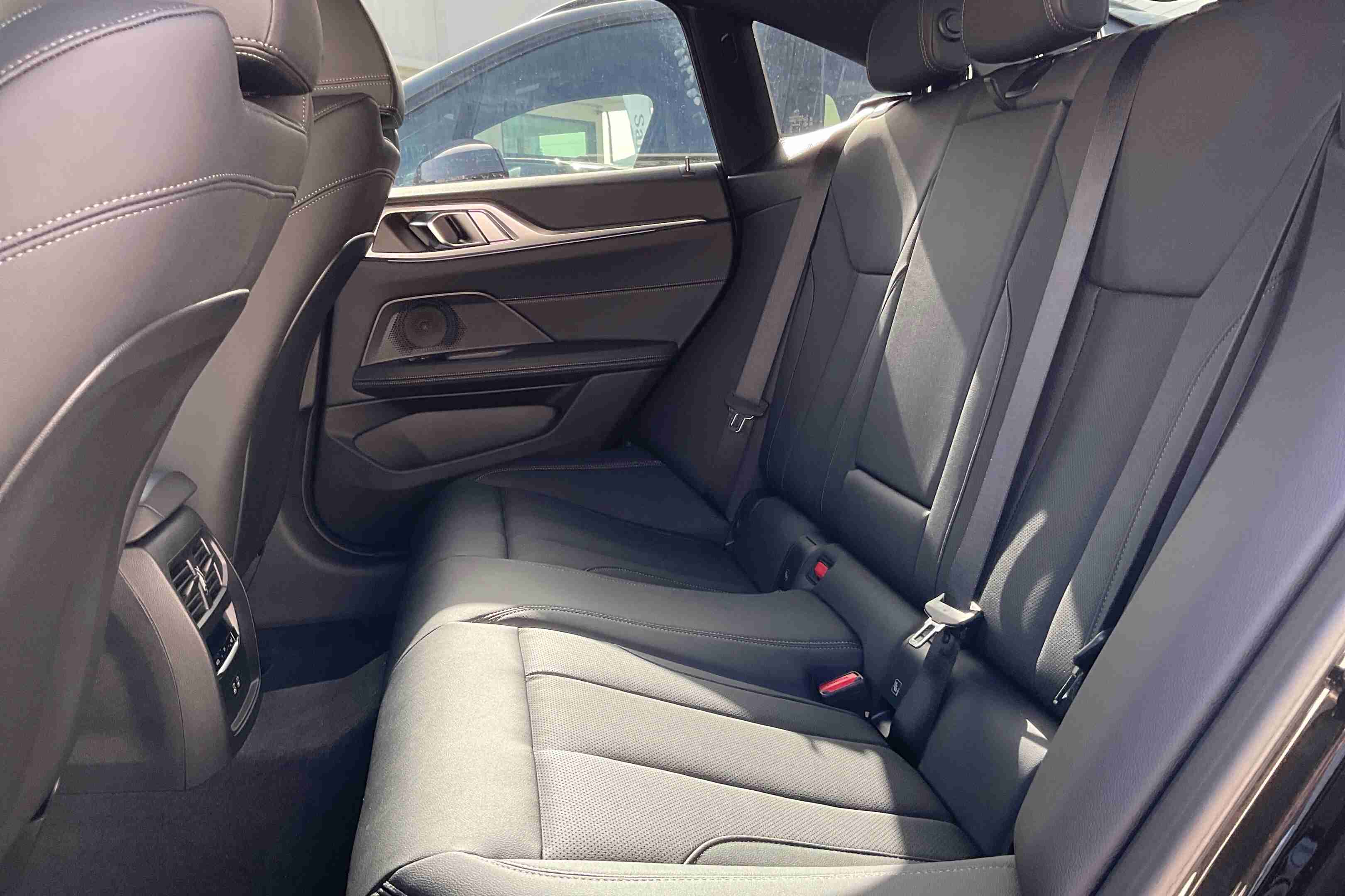 BMW i4 i4 eDrive40 Pack Desportivo M — fotografia 11