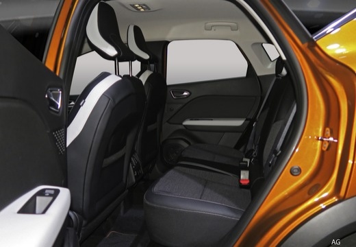 RENAULT Captur 1.0 TCe Techno Bi-Fuel — photo 4