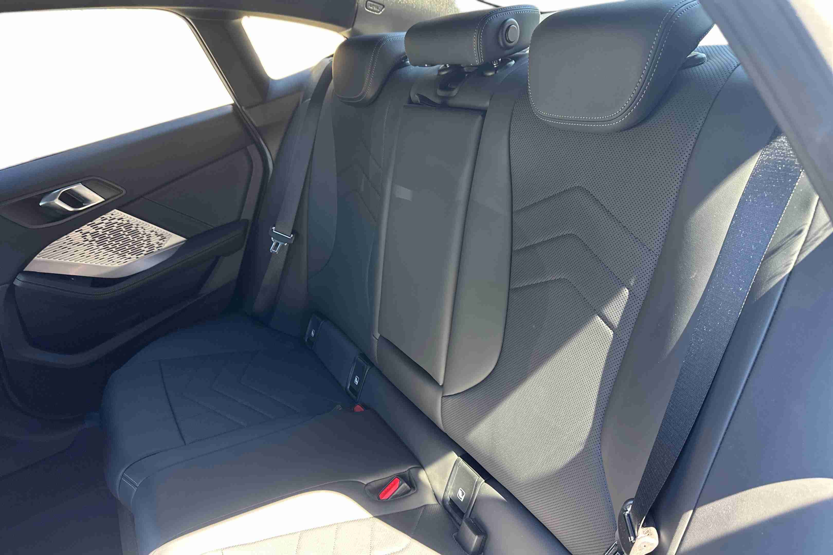 BMW Série 2 218 d Pack Desportivo M — fotografia 10