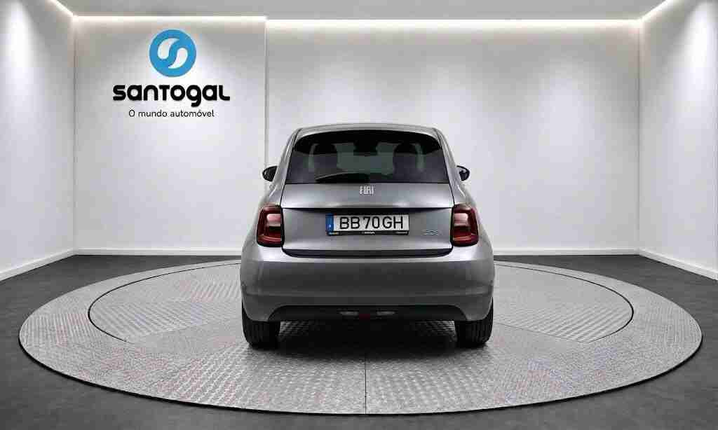 FIAT - 500E - 500e 42 kWh La Prima by Bocelli — photo 4