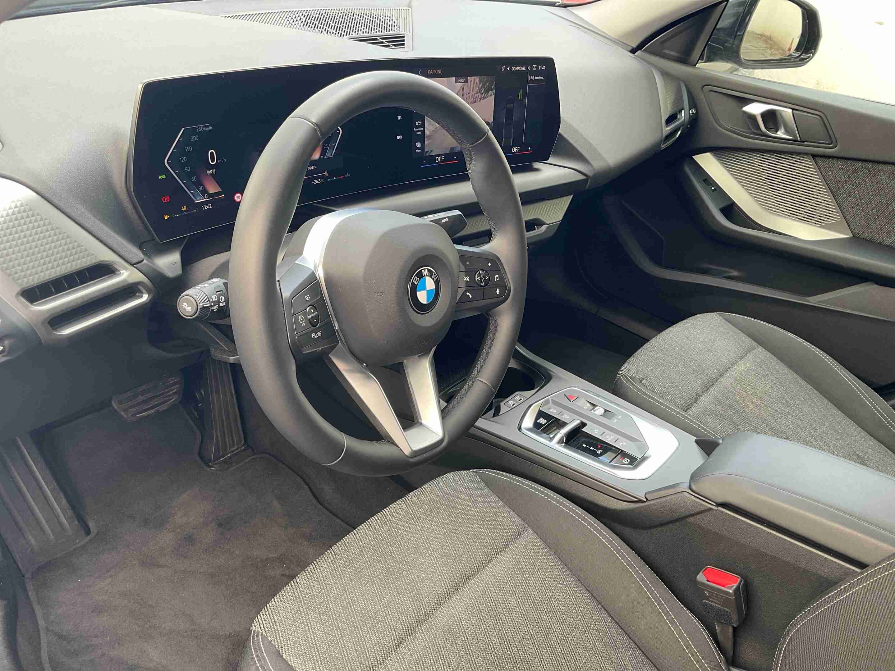 BMW Série 2 216 — fotografia 15