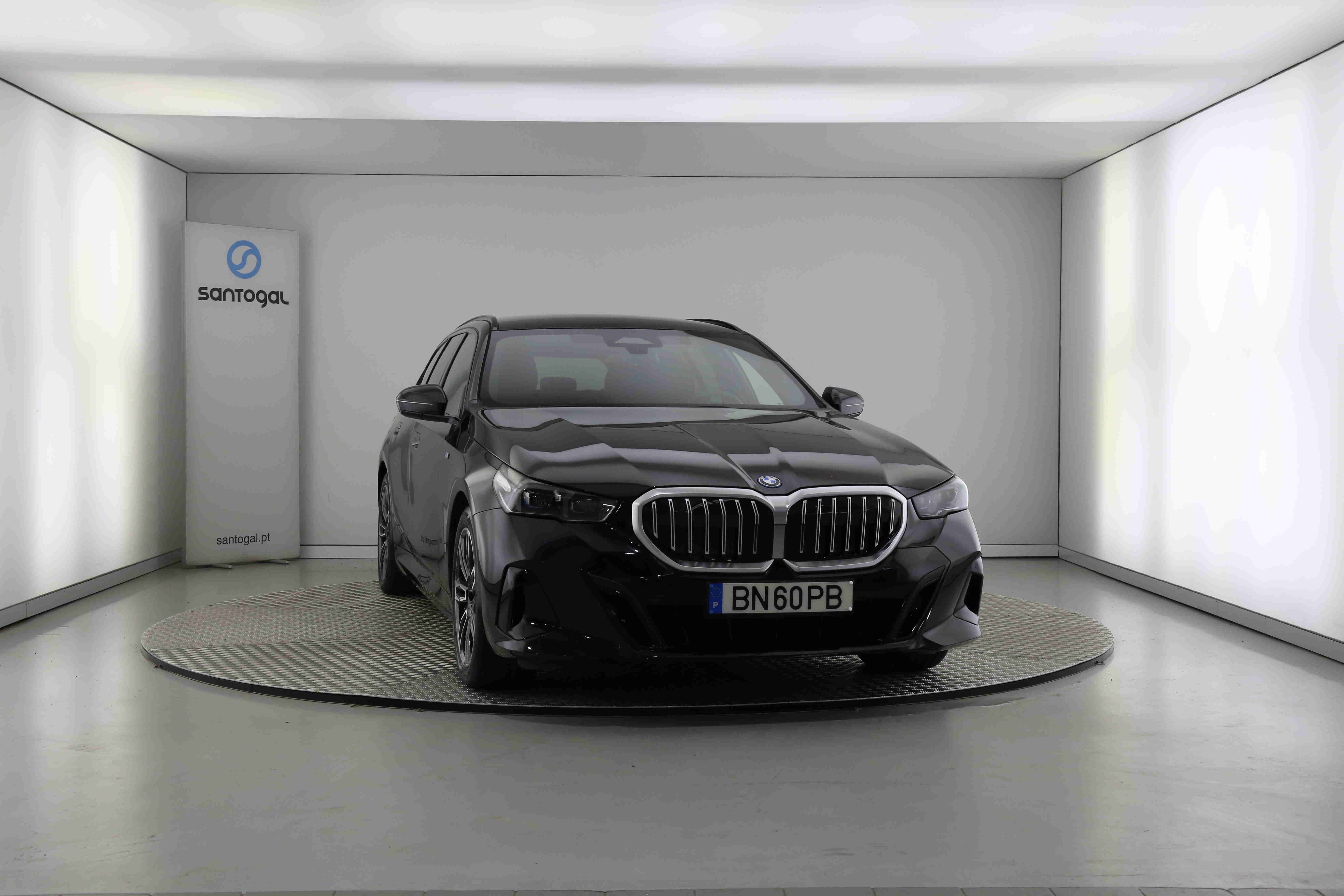 BMW Série 5 530 e Pack Desportivo M — fotografia 6