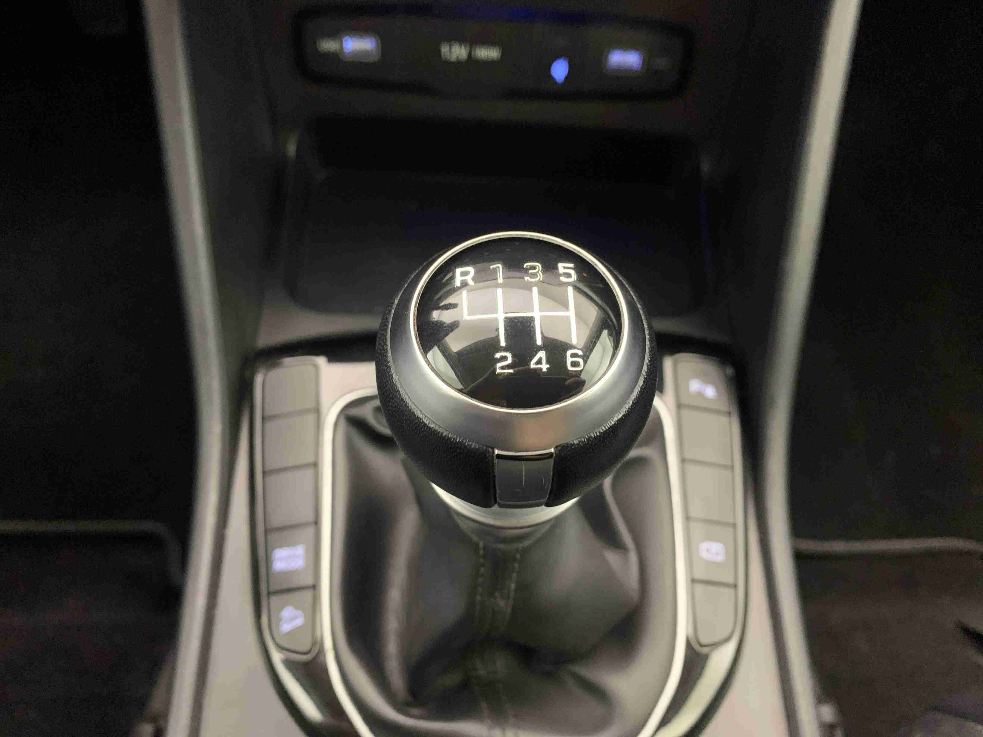 Hyundai Tucson Tucson 1.6 CRDi Vanguard — fotografia 10