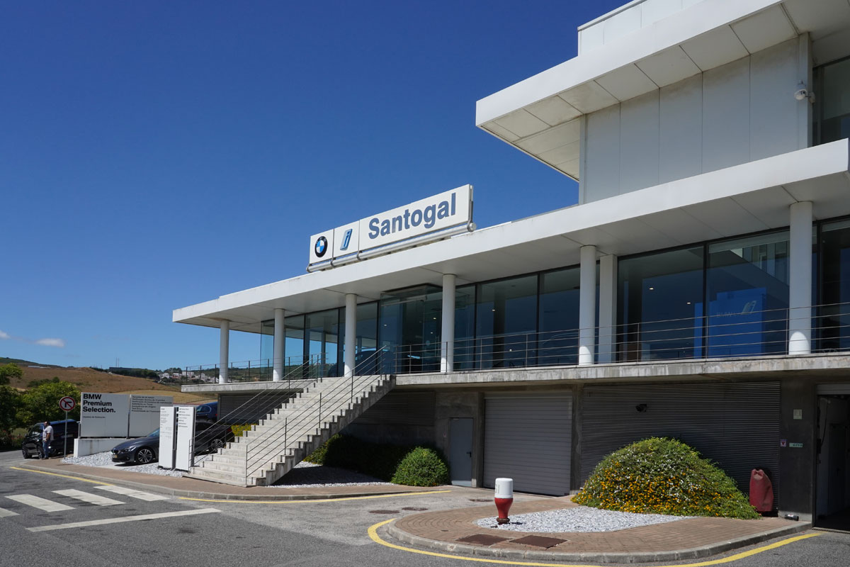Santogal Bmw Loures Stand 1