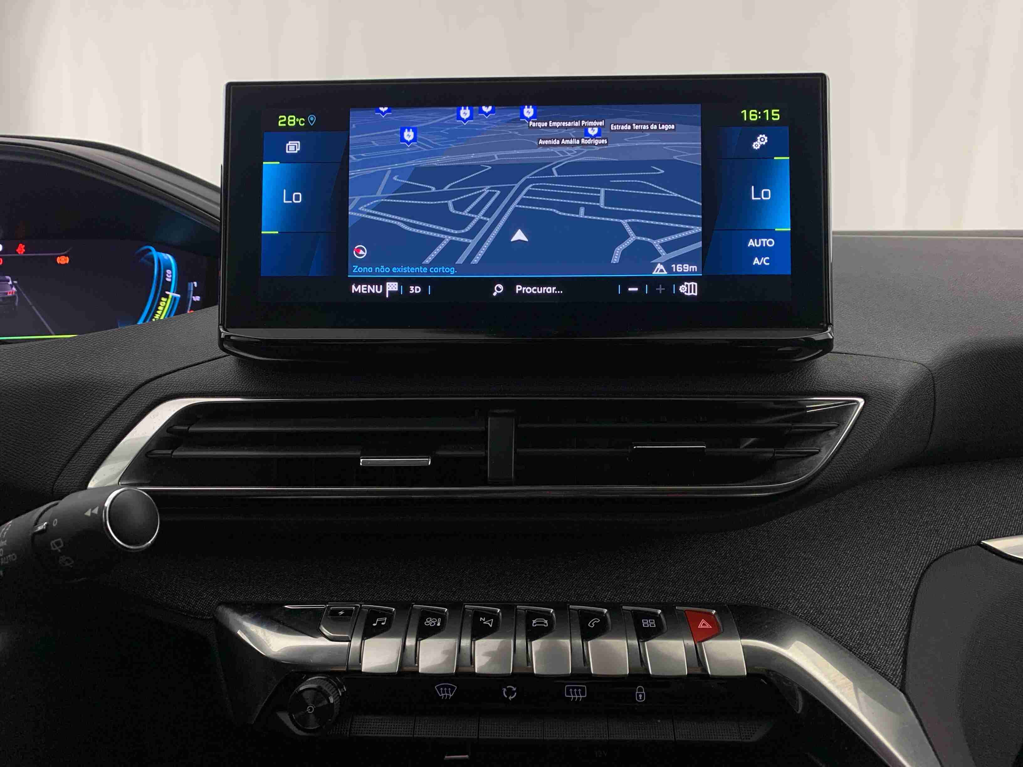 Peugeot 3008 3008 1.6 Hybrid Allure Pack e-EAT8 — fotografia 9
