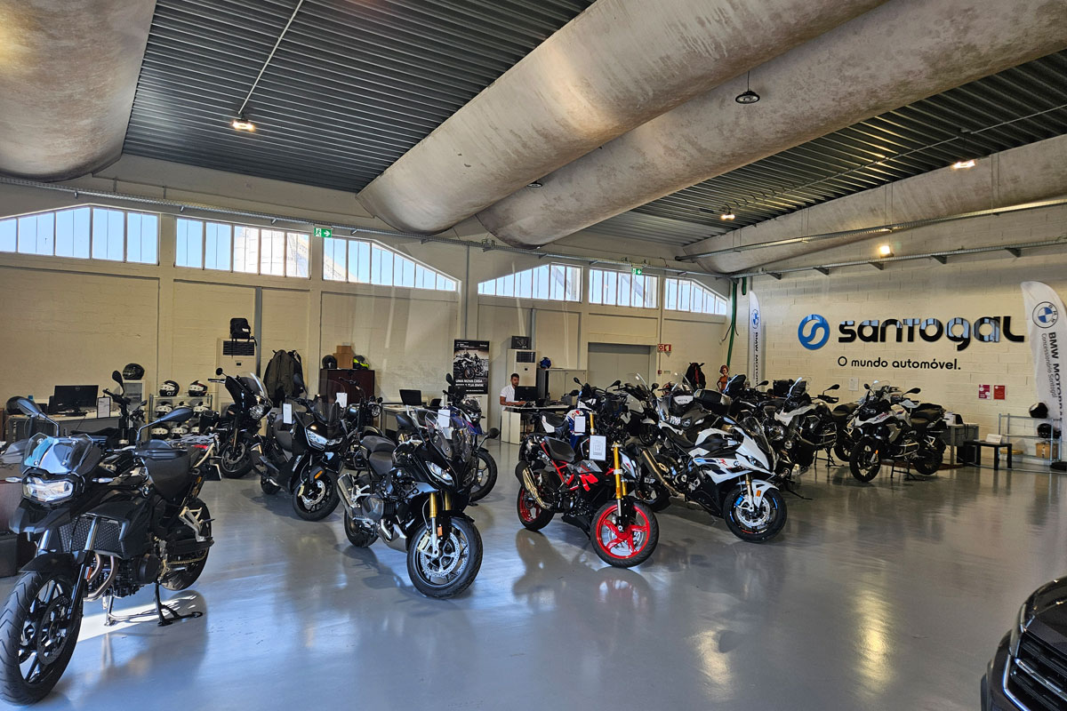 Santogal Bmw Motorrad Seixal Stand 1