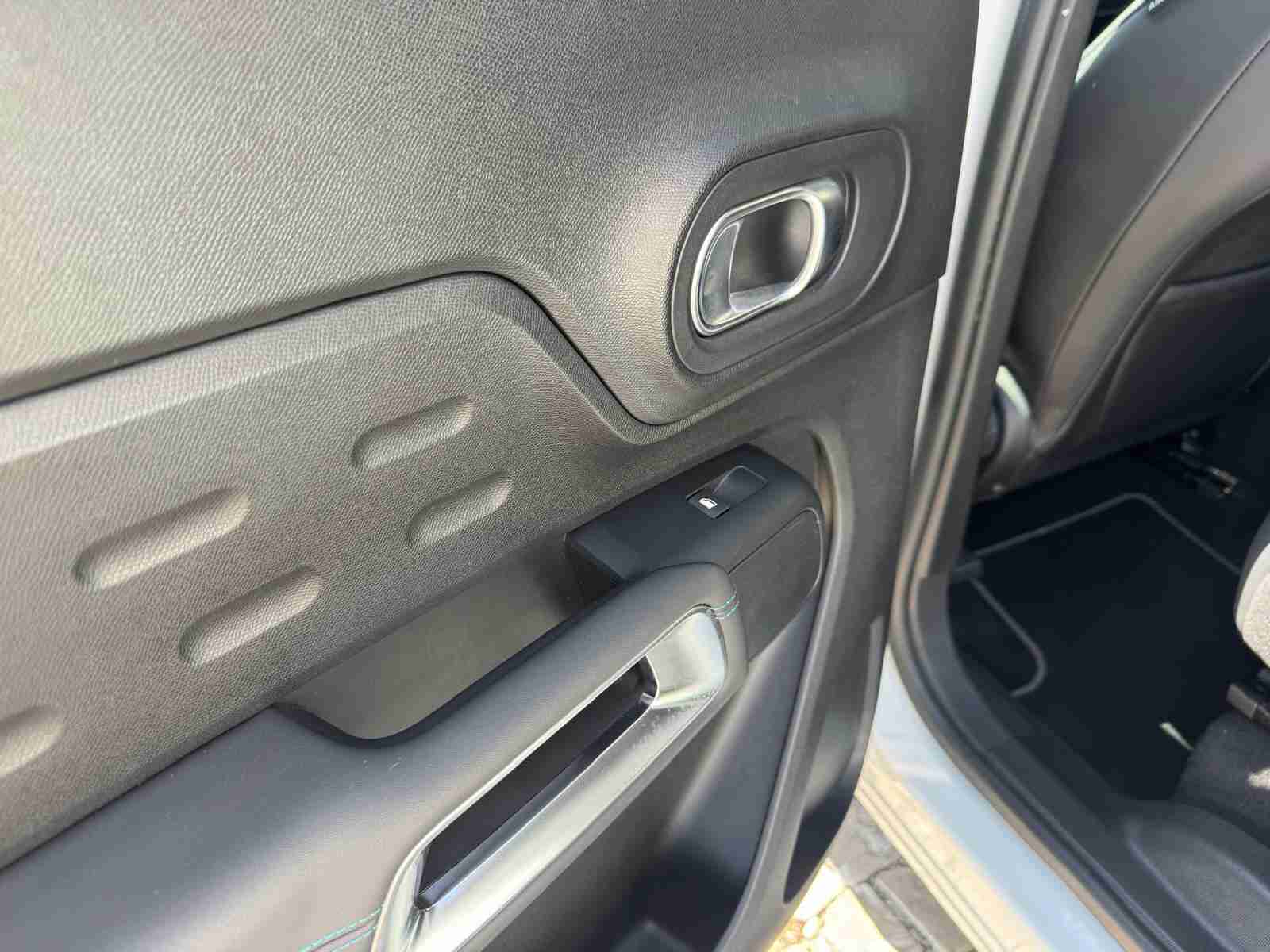 Citroën C5 Aircross C5 Aircross 1.5 BlueHDi Shine EAT8 — fotografia 18