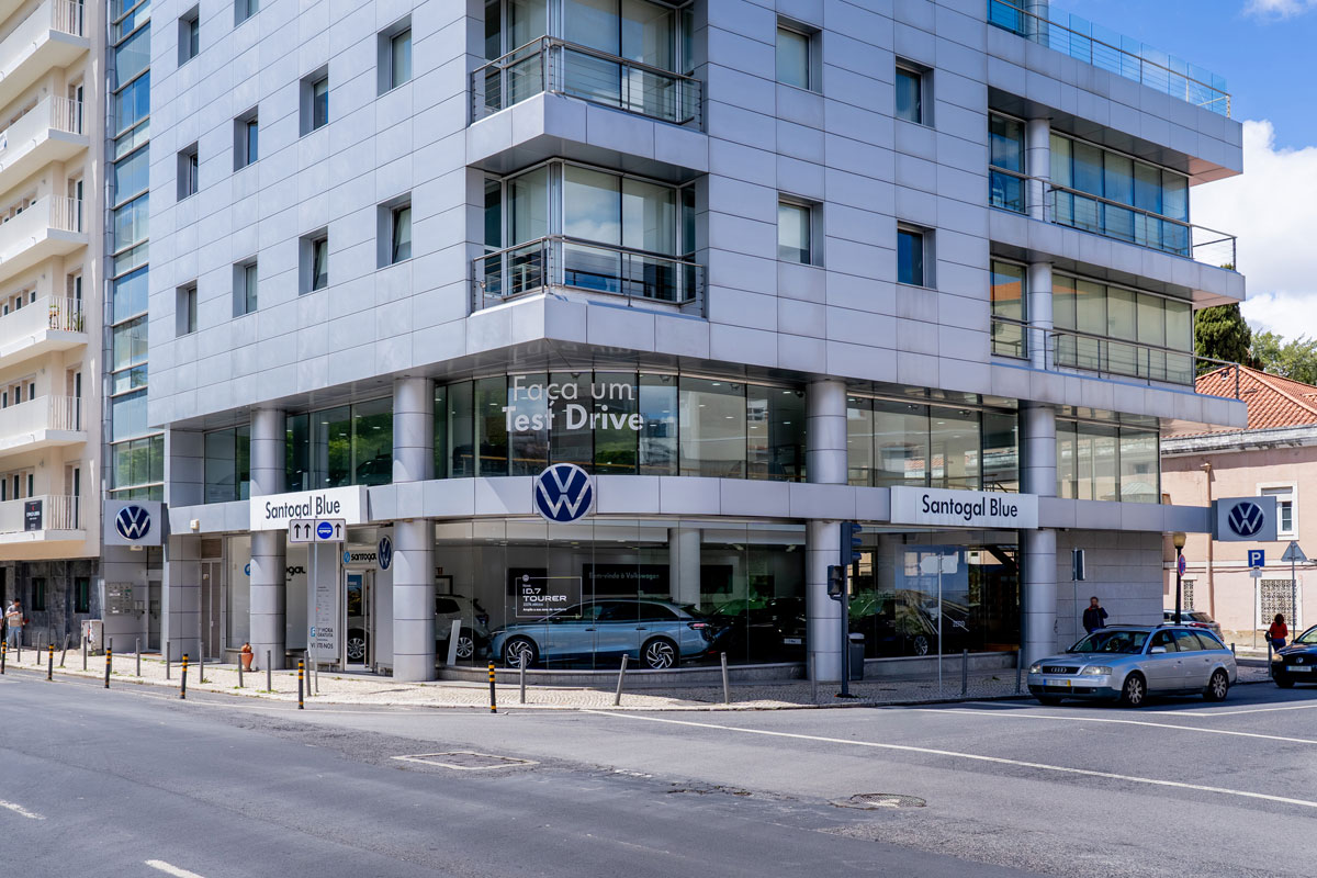 Santogal Volkswagen Lisboa Stand 1 (1)