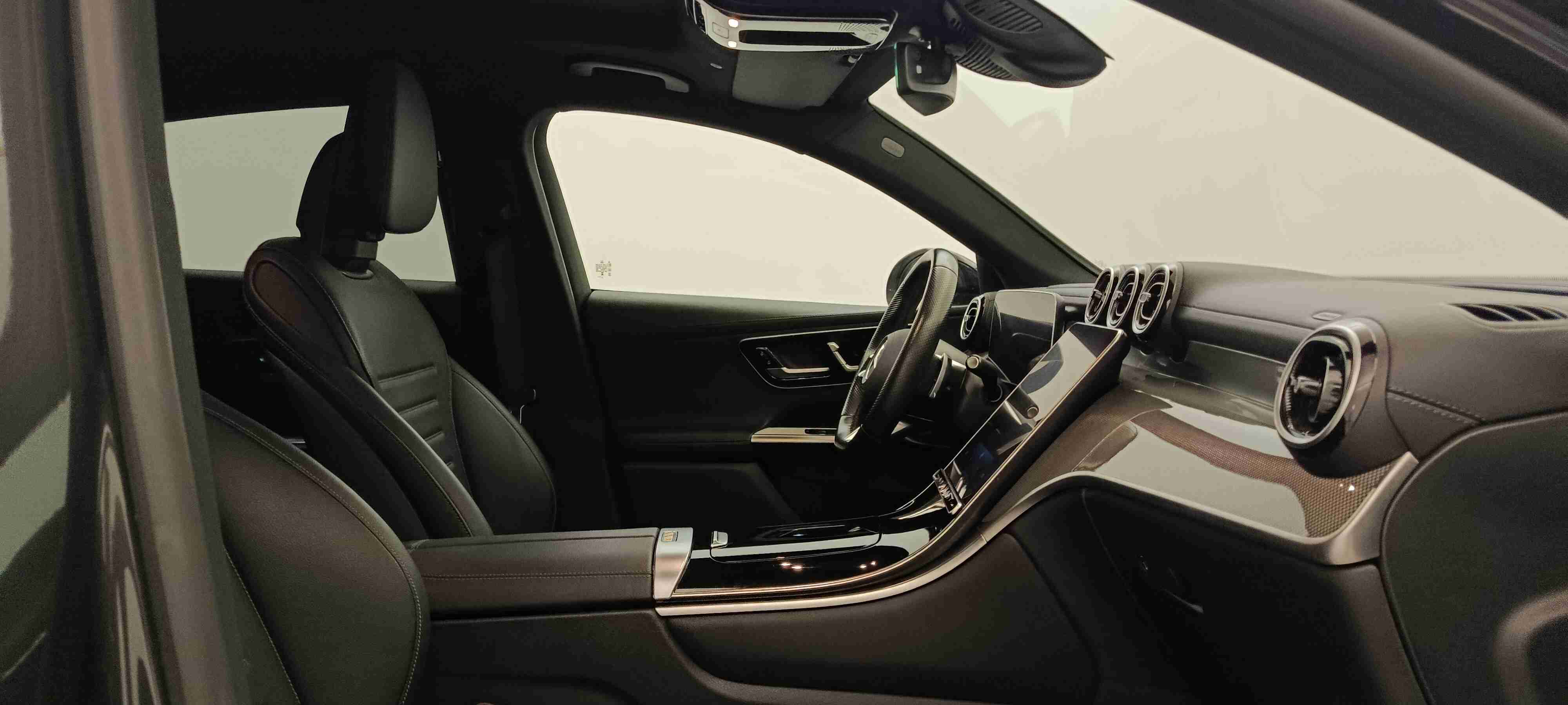 Mercedes-Benz Classe GLC GLC 300 e 4Matic — fotografia 29