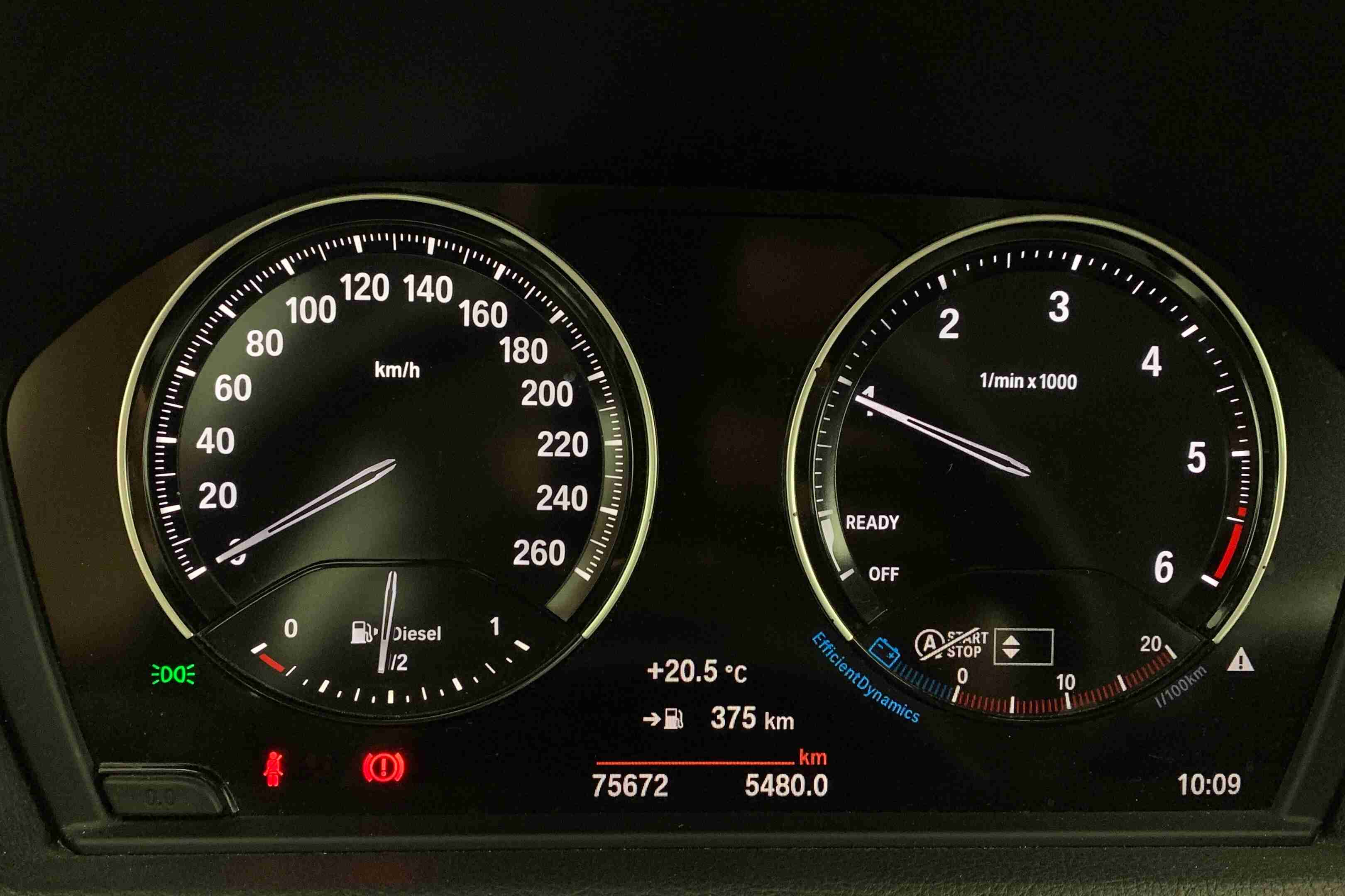 BMW Série 1 116 d Line Sport — fotografia 9