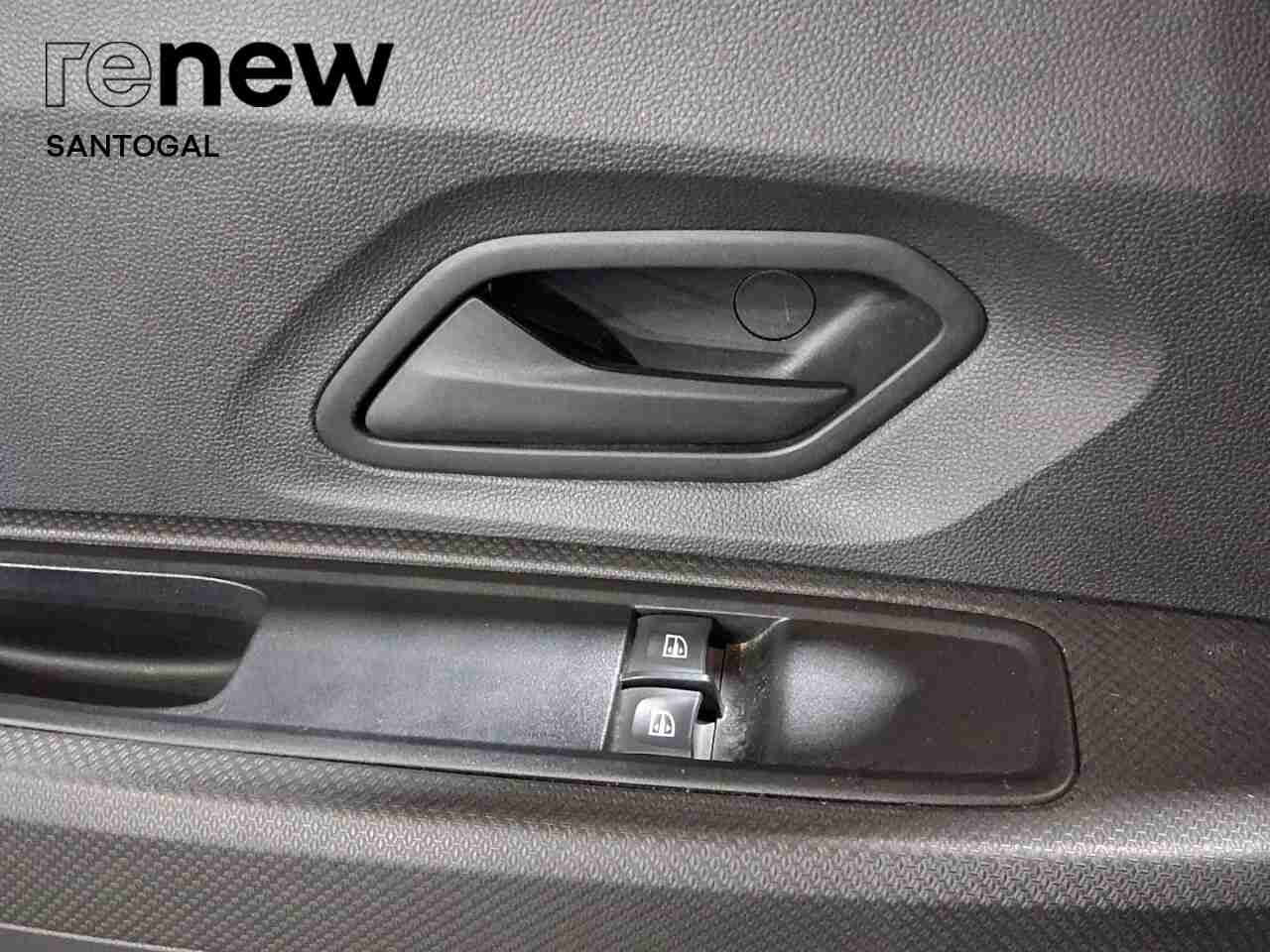 Dacia Sandero Sandero 1.0 SCe Essential — fotografia 16