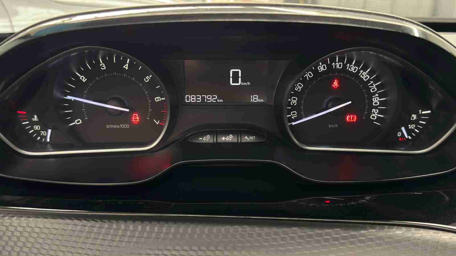 Peugeot 2008 2008 1.2 PureTech Style — fotografia 12