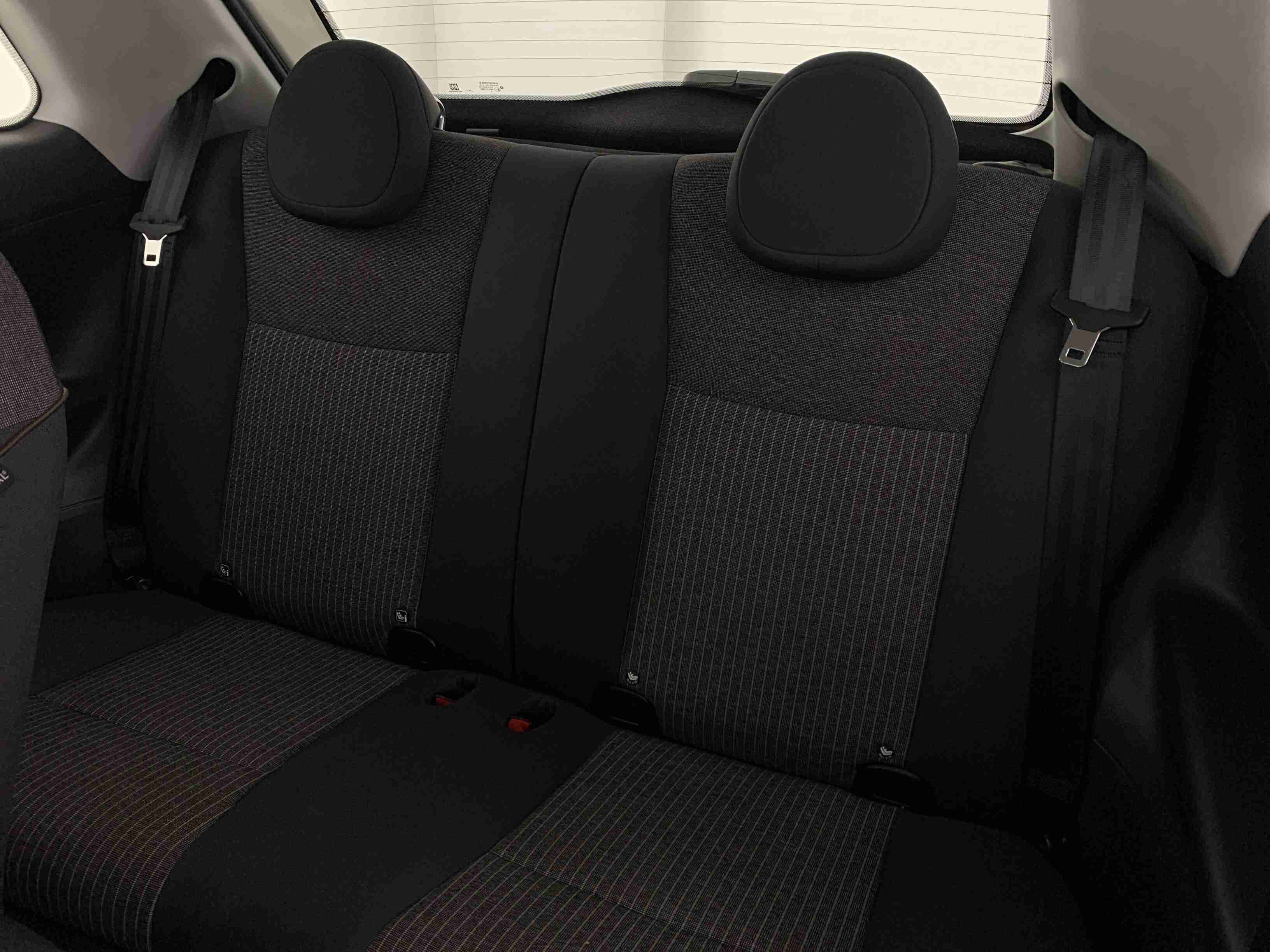 Fiat 500e 500e 42 kWh Icon — fotografia 14