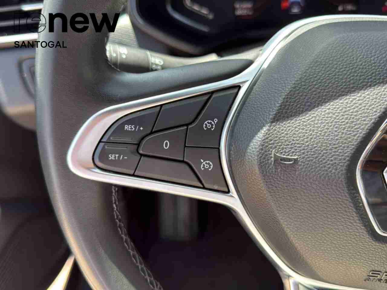 Renault Clio Clio 1.0 TCe Intens — fotografia 14
