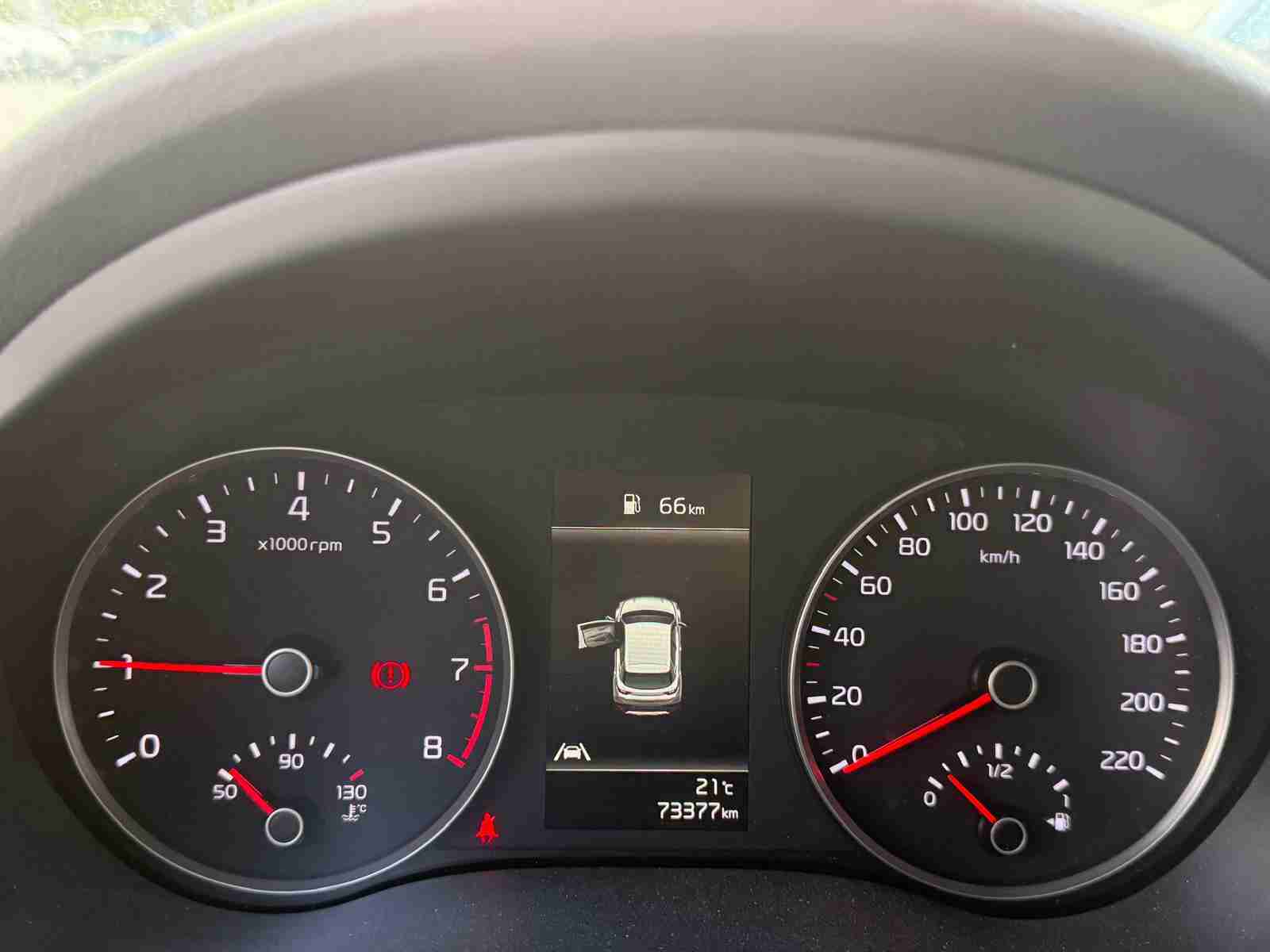 Kia Stonic Stonic 1.0 T-GDi SX — fotografia 9