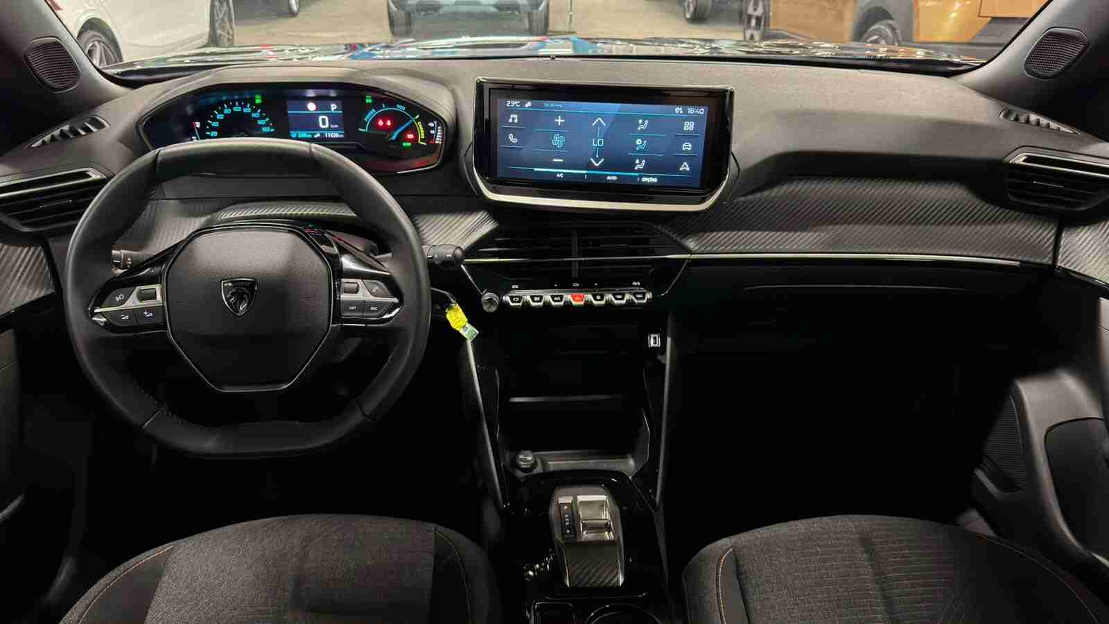 Peugeot 2008 e-2008 54 kWh Style — fotografia 9