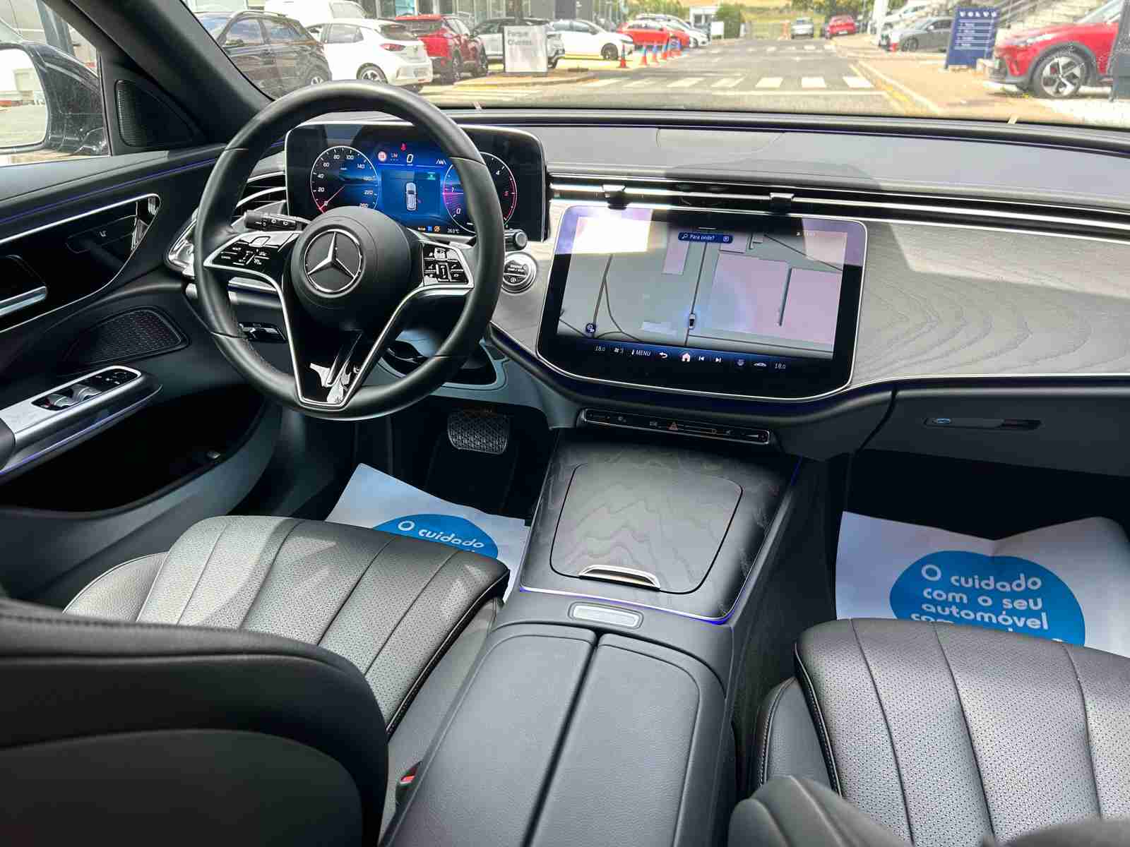 Mercedes-Benz Classe E E 220 d — fotografia 12