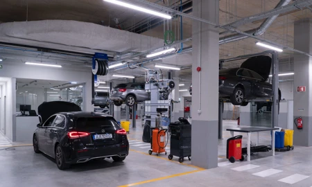 Santogal Mercedes Oeiras Oficina 1