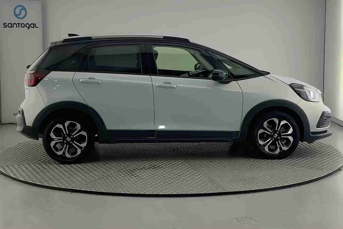 Honda Jazz Jazz Crosstar 1.5 i-MMD Executive — fotografia 8
