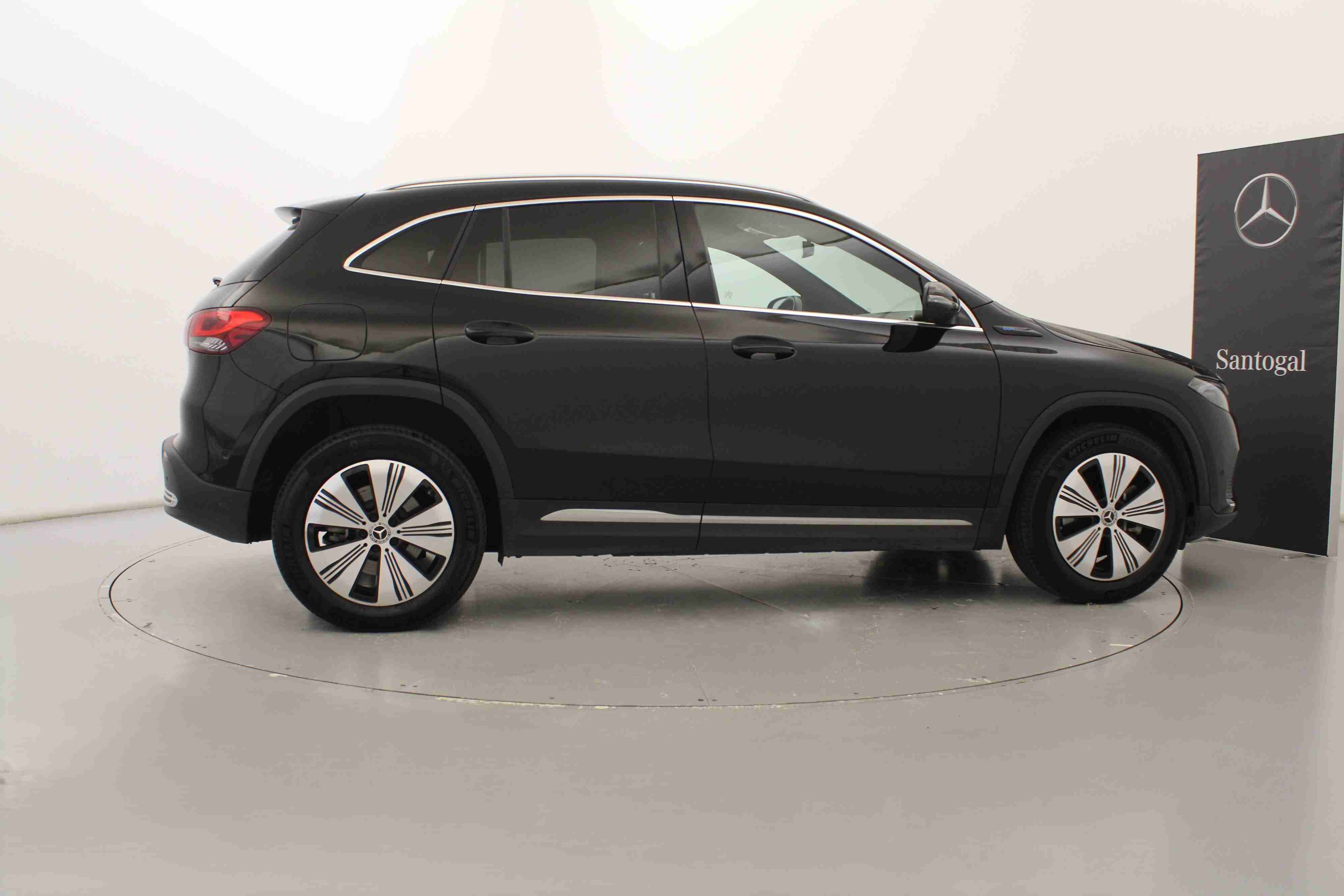 Mercedes-Benz EQA EQA 350 4Matic Progressive — fotografia 8