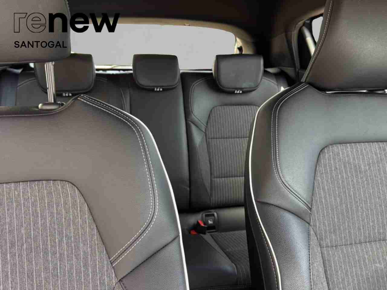 Renault Clio Clio 1.0 TCe Intens — fotografia 12