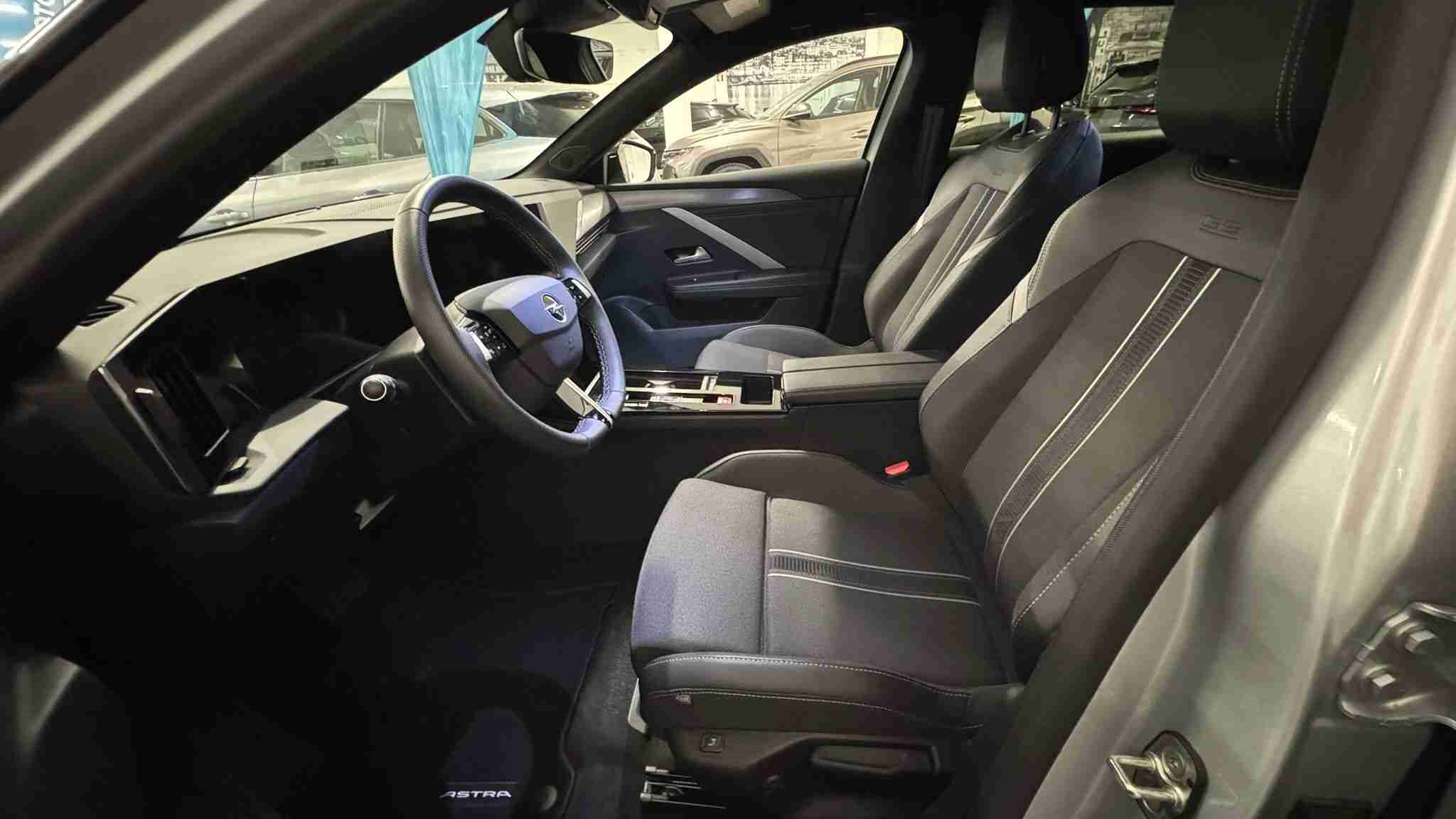 Opel Astra Astra ST 1.2 T Hybrid GS eDCT — fotografia 8