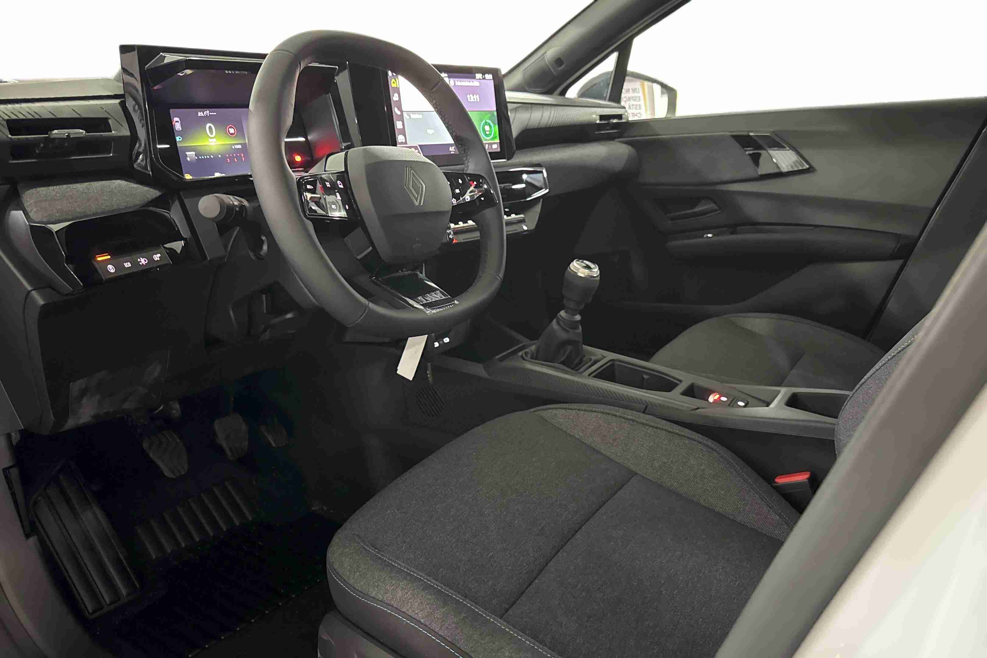 Renault Clio Clio 1.2 TCe Evolution — fotografia 7