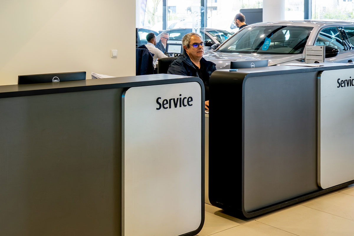 Santogal Dodge Cascais Oficina 3